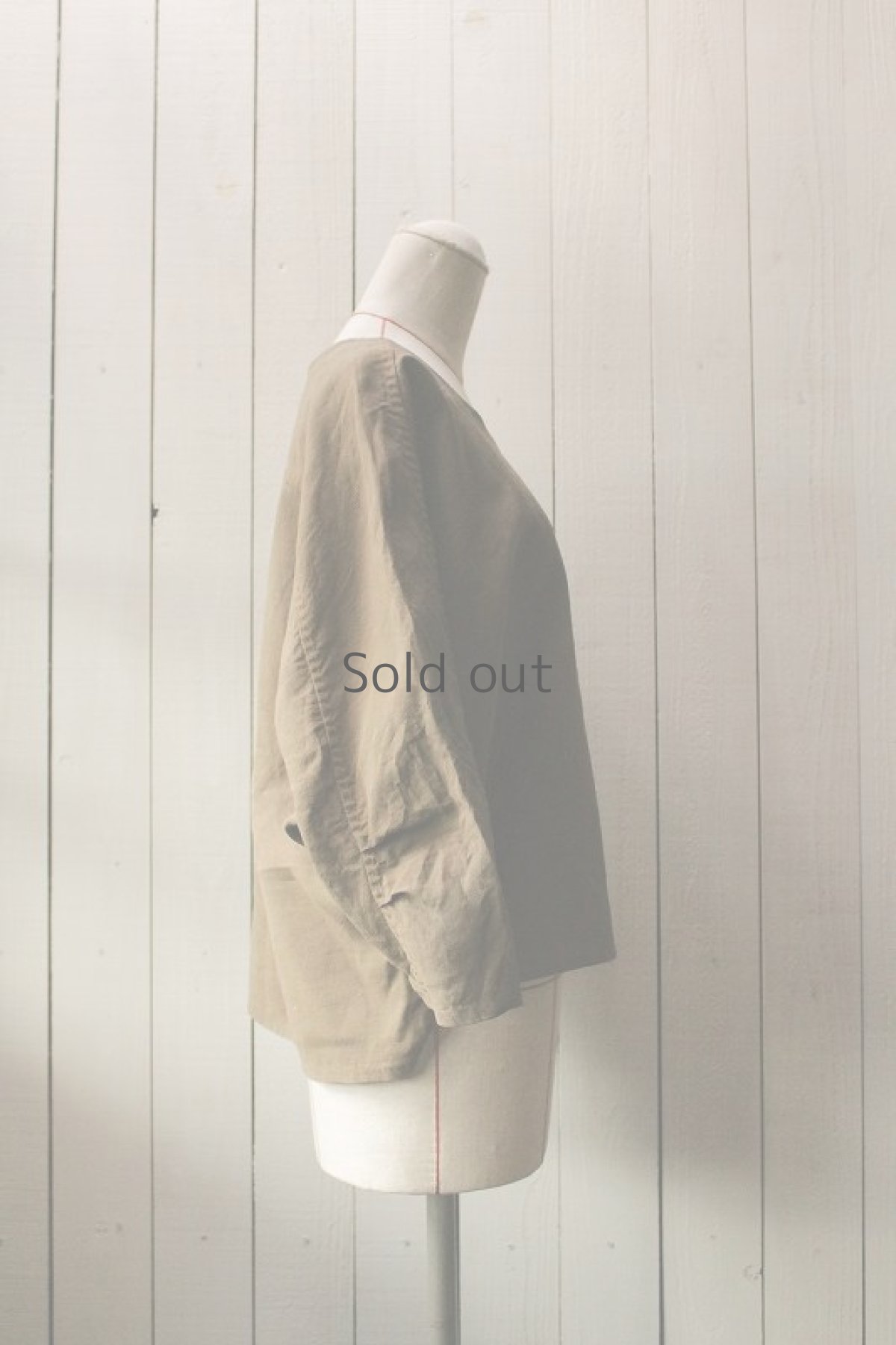 画像4: 【ササキチホ】アンティークリネン×染　ドルマン袖トップス（桑茶色） (4)