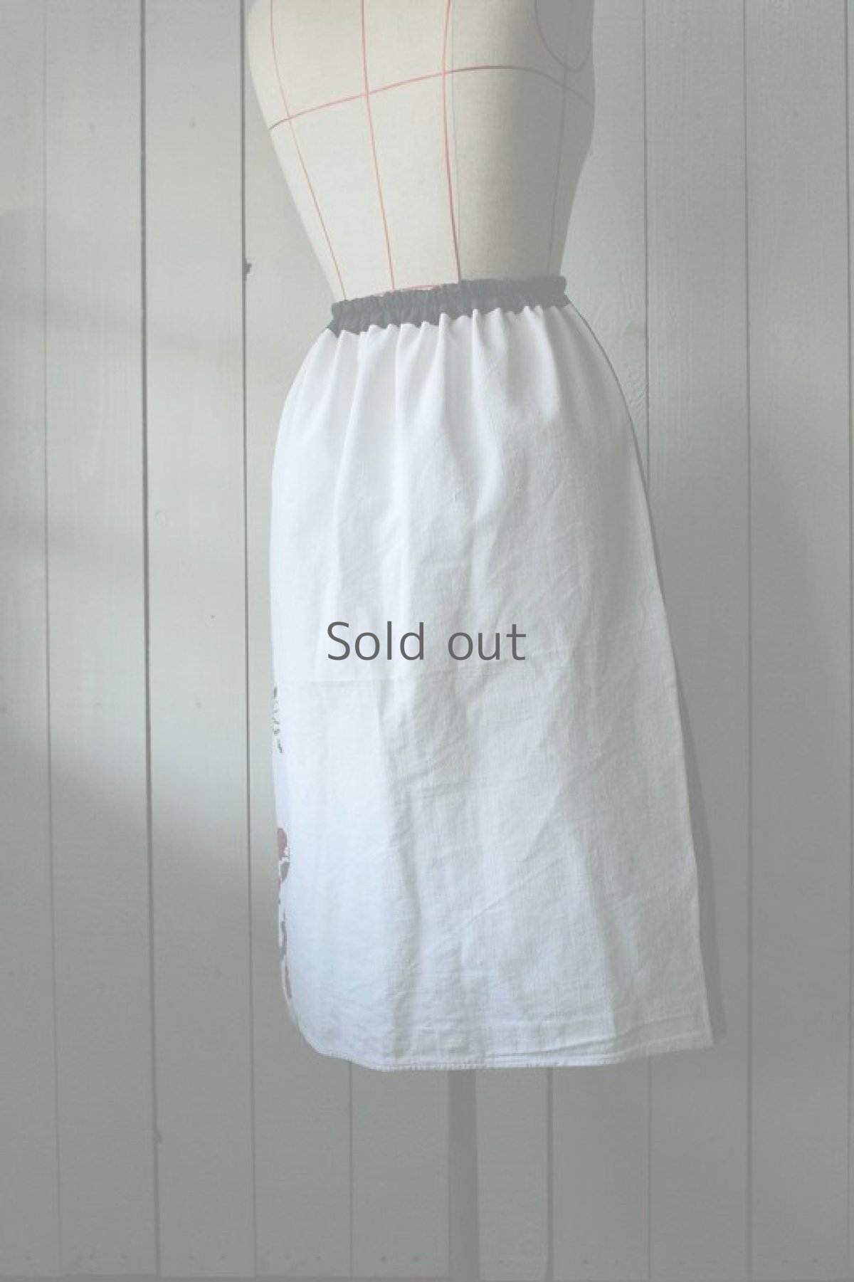 画像3: 【ササキチホ】アンティークリネン×古布　ひざ丈スカート（東欧の刺繍） (3)