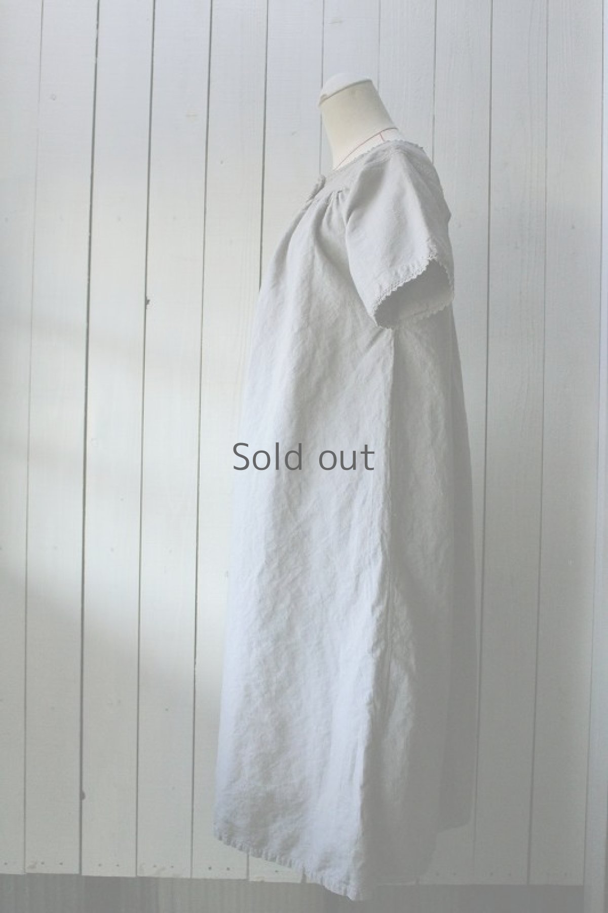 画像2: 【ドイツ】1920年代のアンティークリネンワンピース（ねずみ色） (2)