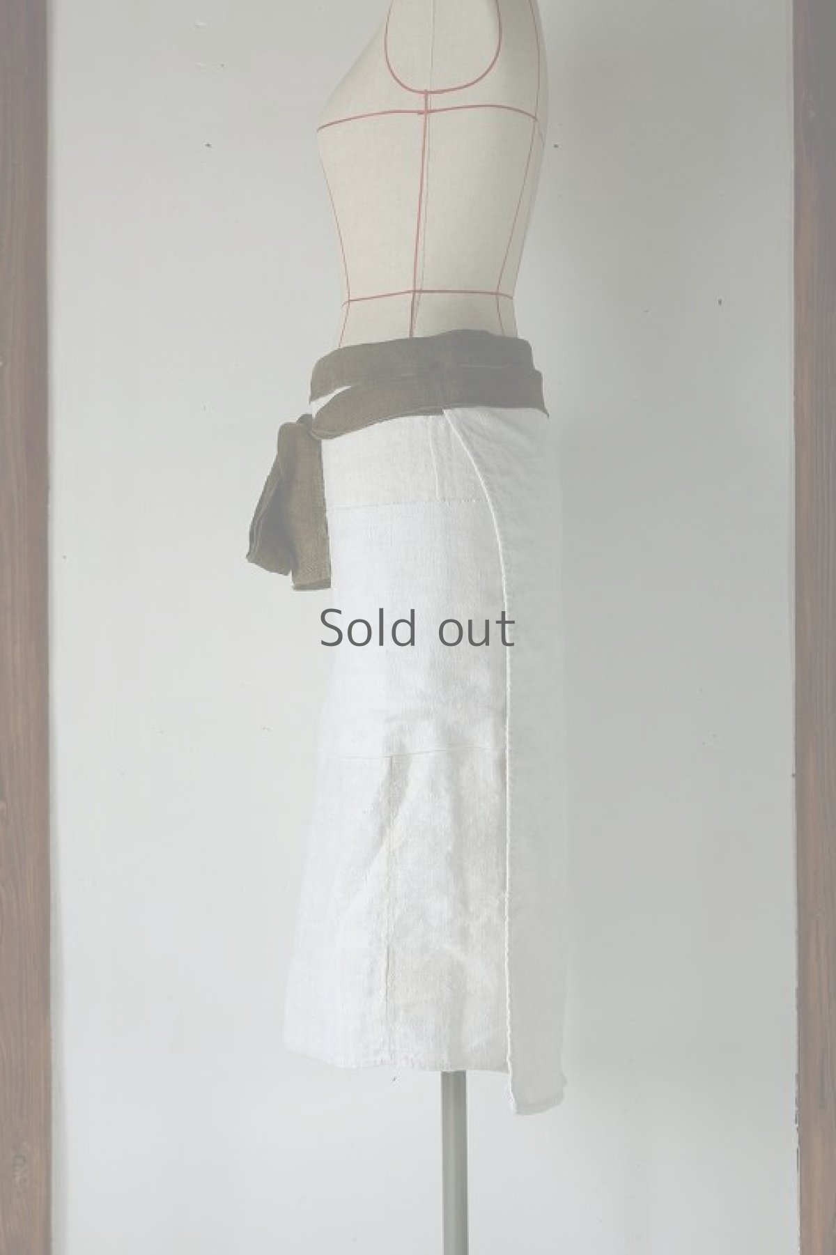 画像2: 【MITSUGU SASAKI】アンティークリネン　パッチワーク　バリスタエプロン（ホワイト） (2)