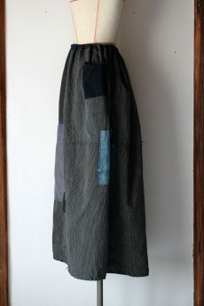 画像2: 【MITSUGU SASAKI】農婦リーズ　インディゴストライプのロングスカート (2)