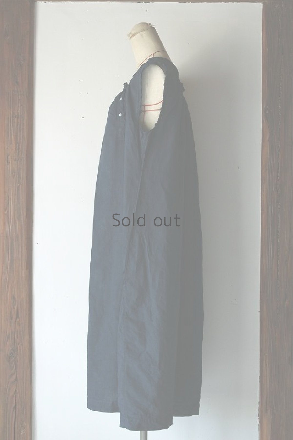 画像2: 【フランス】アンティークリネン×染　サイドボタンワンピース (2)