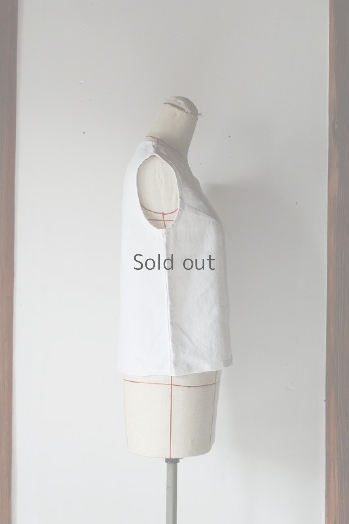 画像4: 【ササキチホ】アンティークリネン　ベーシックなノースリーブブラウス（白） (4)