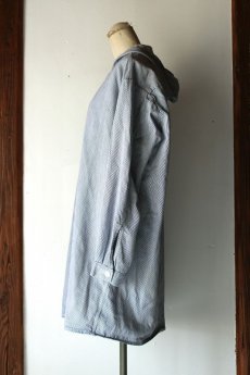 画像2: 【ドイツ】１９７０年代頃のストライプフード付きコート（汚れ有） (2)