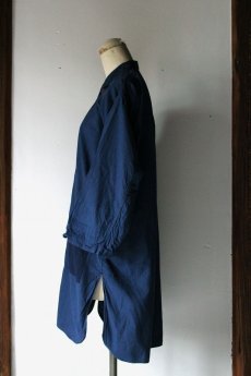 画像2: 【スウェーデン軍】ビンテージ×染　シャツコート（青藍色） (2)