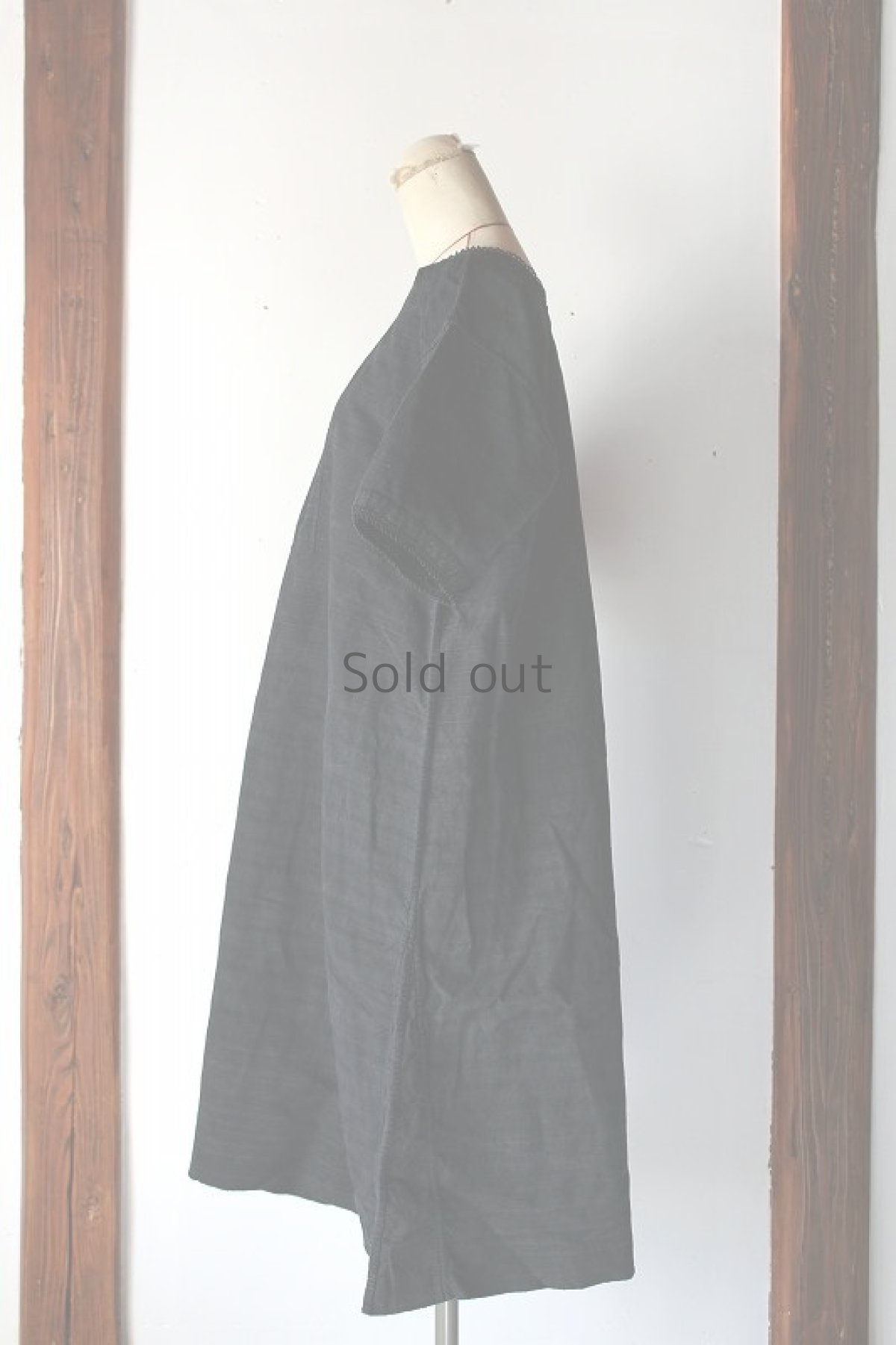 画像2: 【フランス】アンティークリネン×染　レースワンピース（黒色） (2)