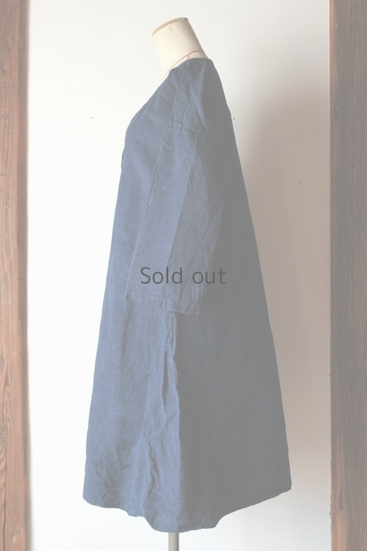 画像2: 【ドイツ】アンティークリネン×染　七分袖ワンピース（青藍色） (2)