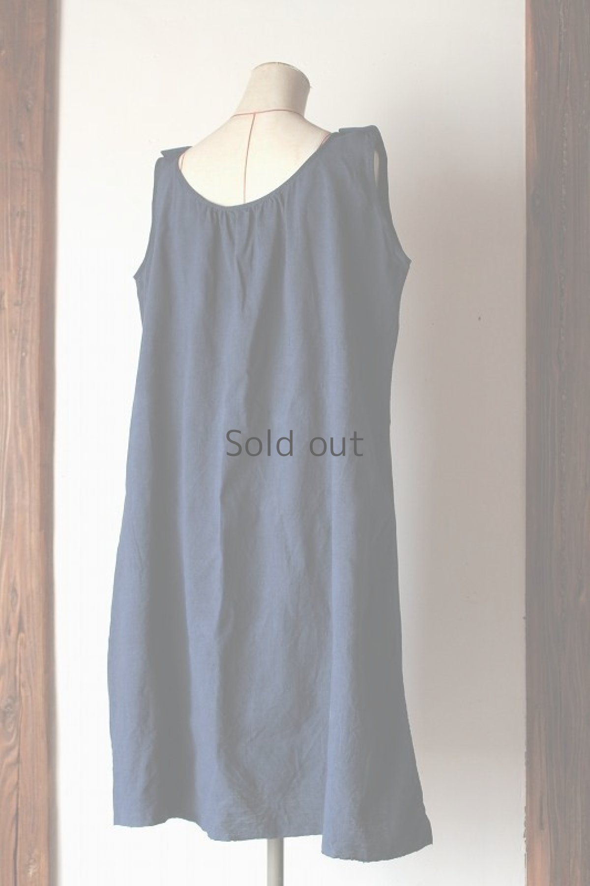 画像3: 【フランス】アンティークリネン×染　ノースリーブロングワンピース（青藍色） (3)