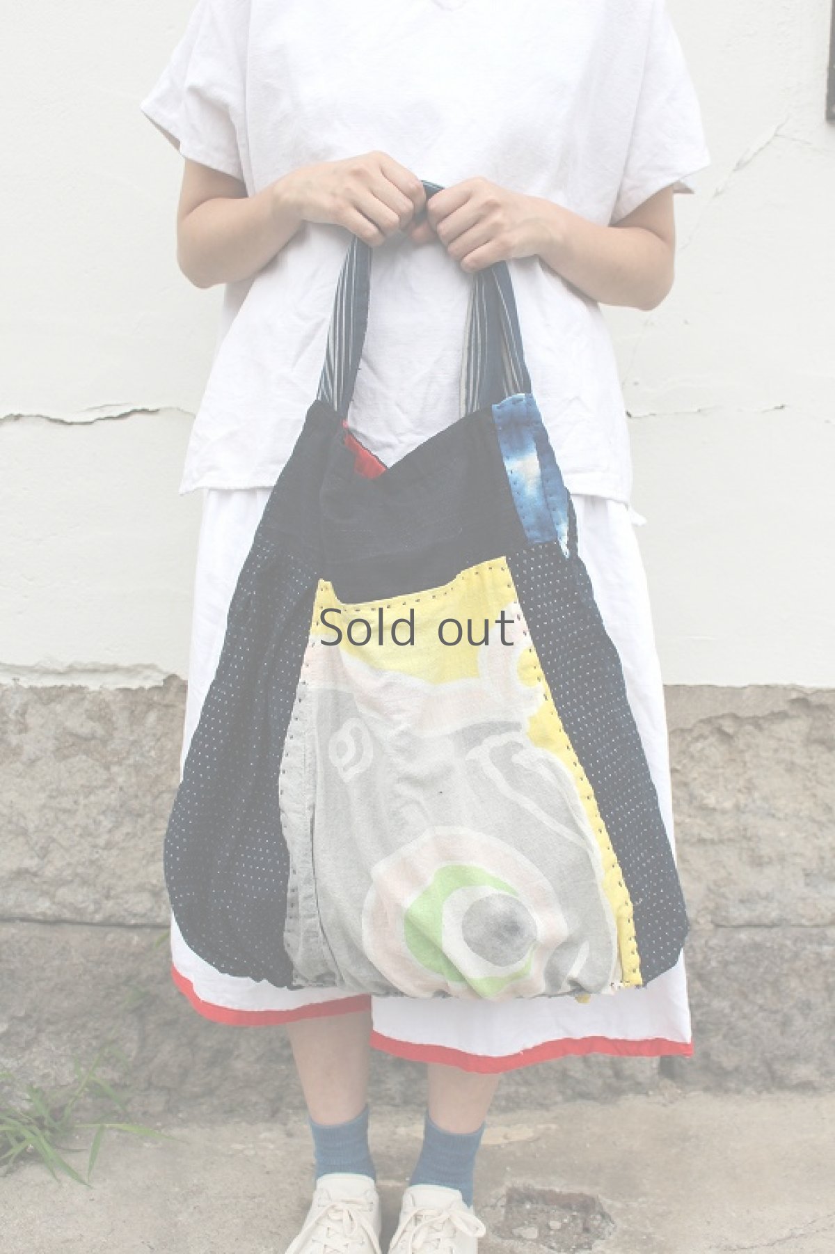 画像2: 【桃雪】藍染古布　恋ノボリ　１ハンドルバッグ (2)