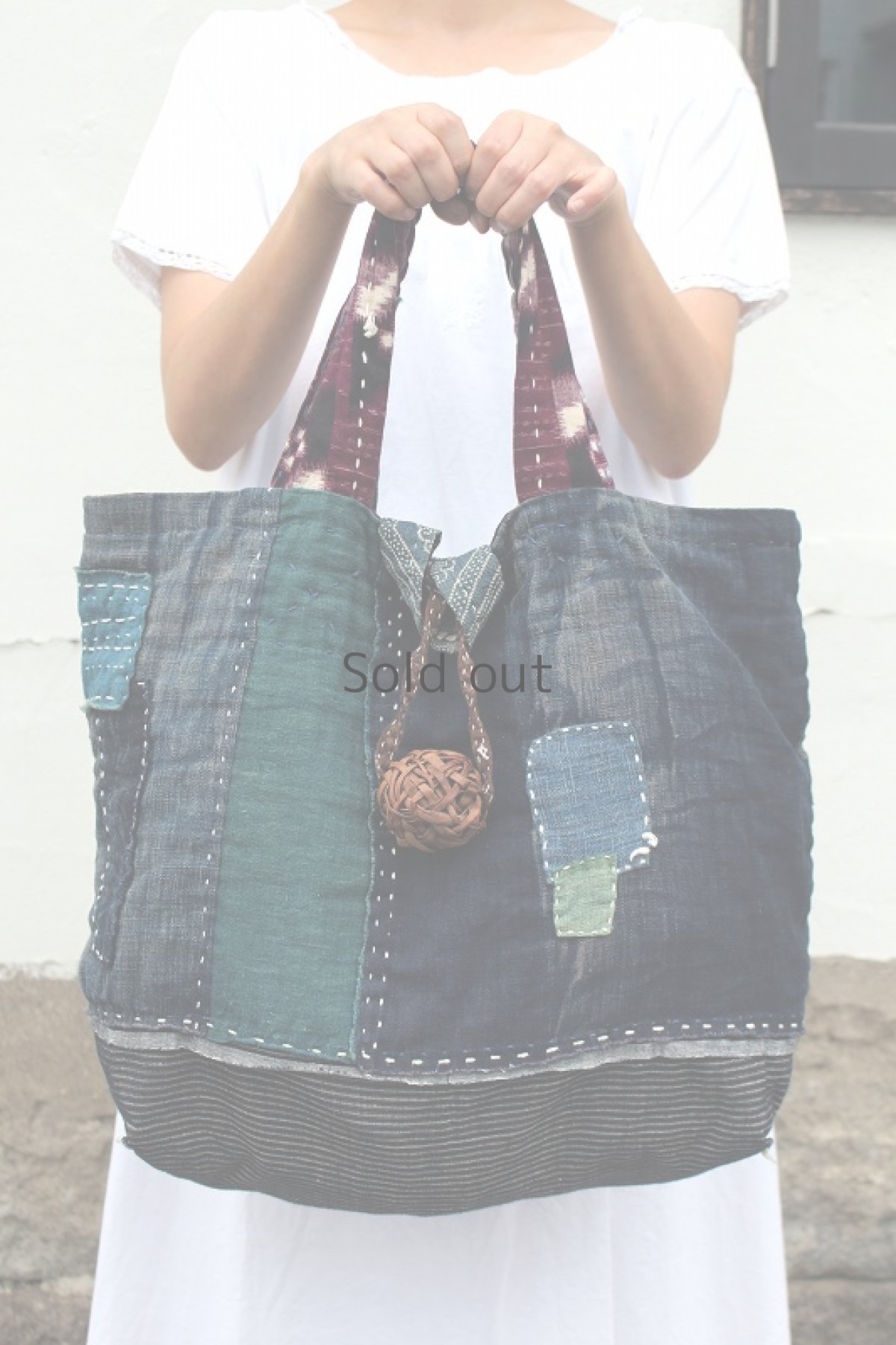 画像3: 【桃雪】襤褸古布　リバーシブル　おっきいバック（山葡萄のつる玉） (3)