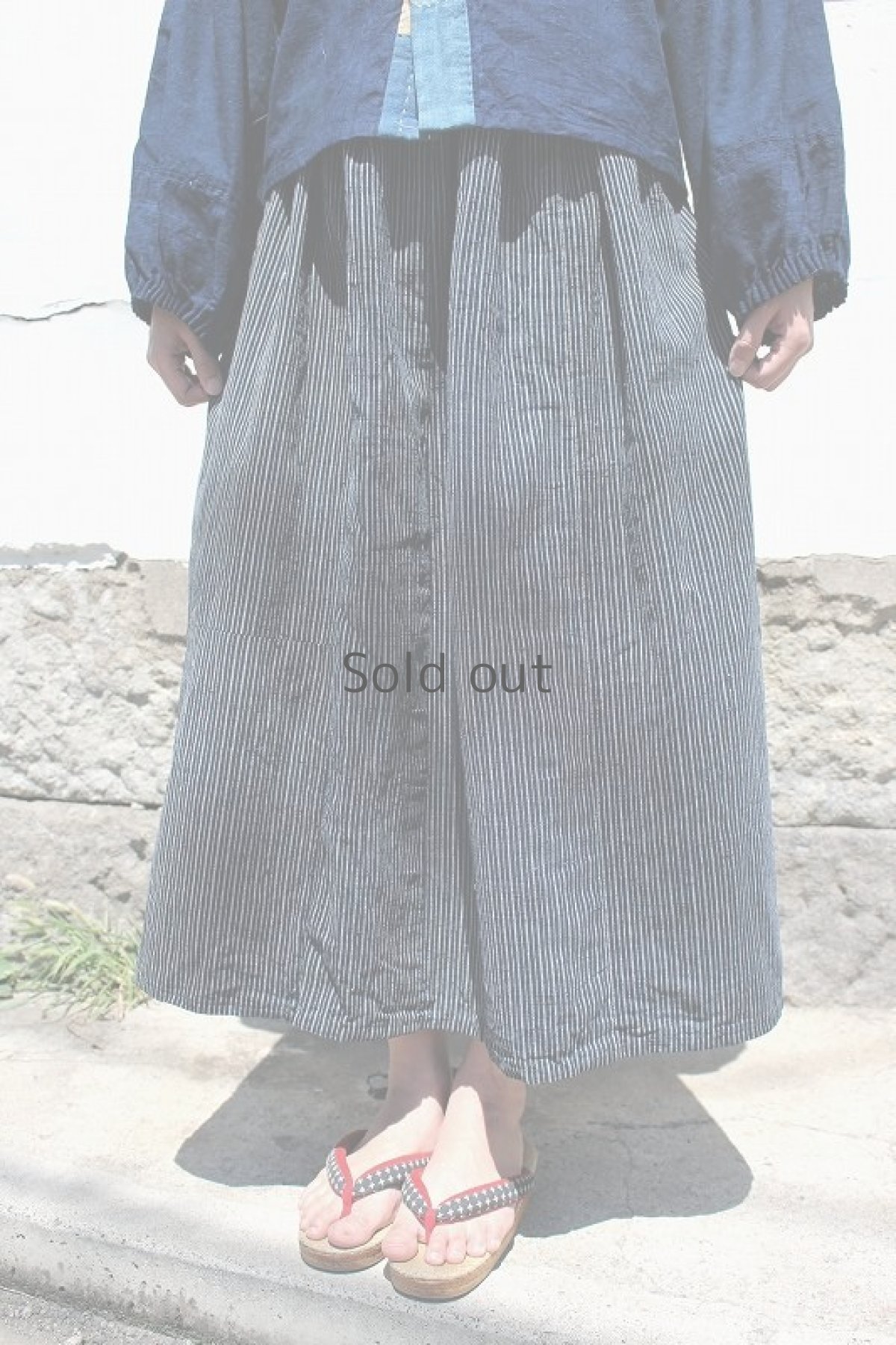画像1: 【ササキチホ】農婦シリーズ　藍染古布　シンプルなスカート（インディゴストライプ） (1)