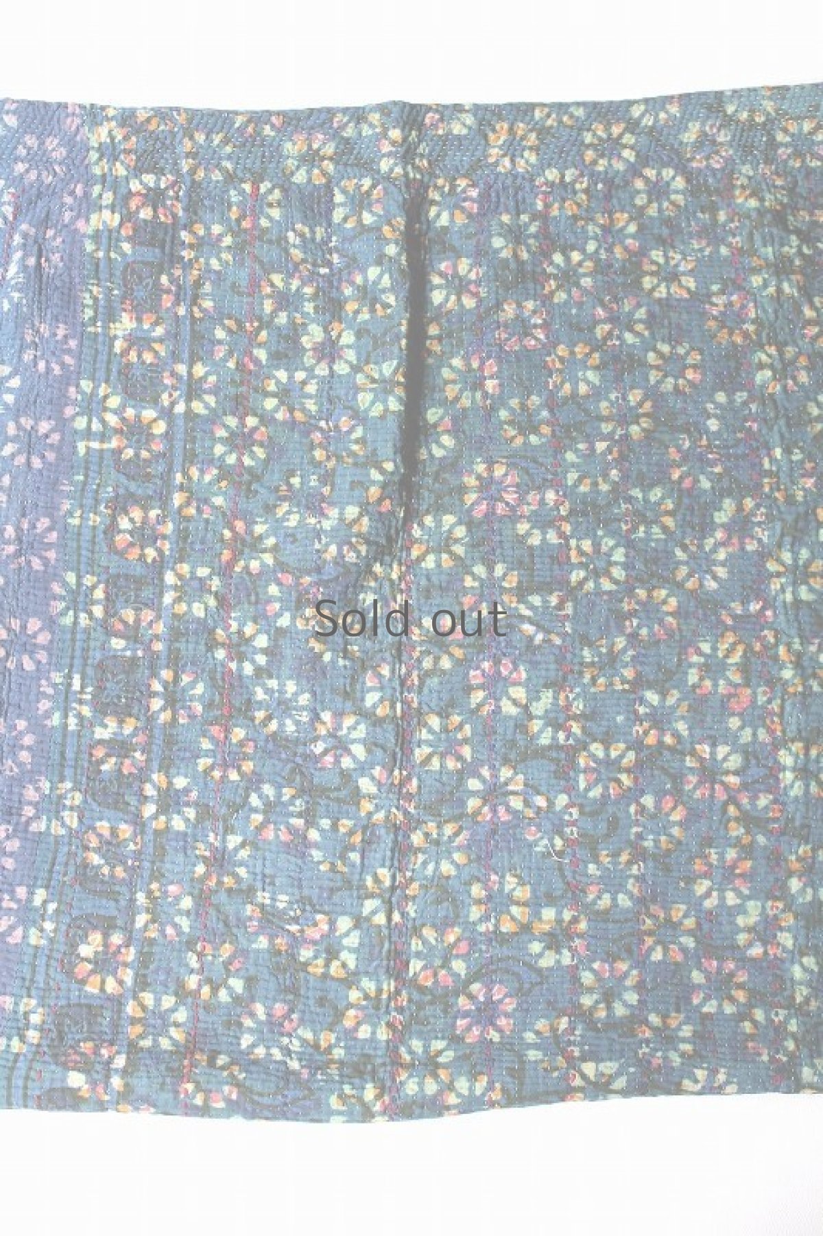 画像2: 【インド・パキスタン】ラリーキルト（藍染　花柄） (2)