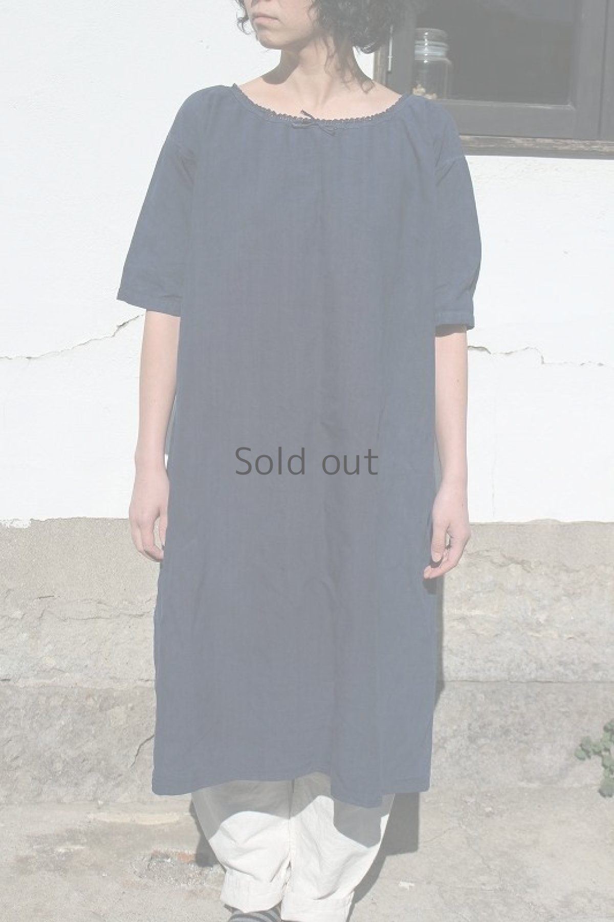 画像2: 【フランス】アンティークリネン×染　Ａラインワンピース（青藍色） (2)