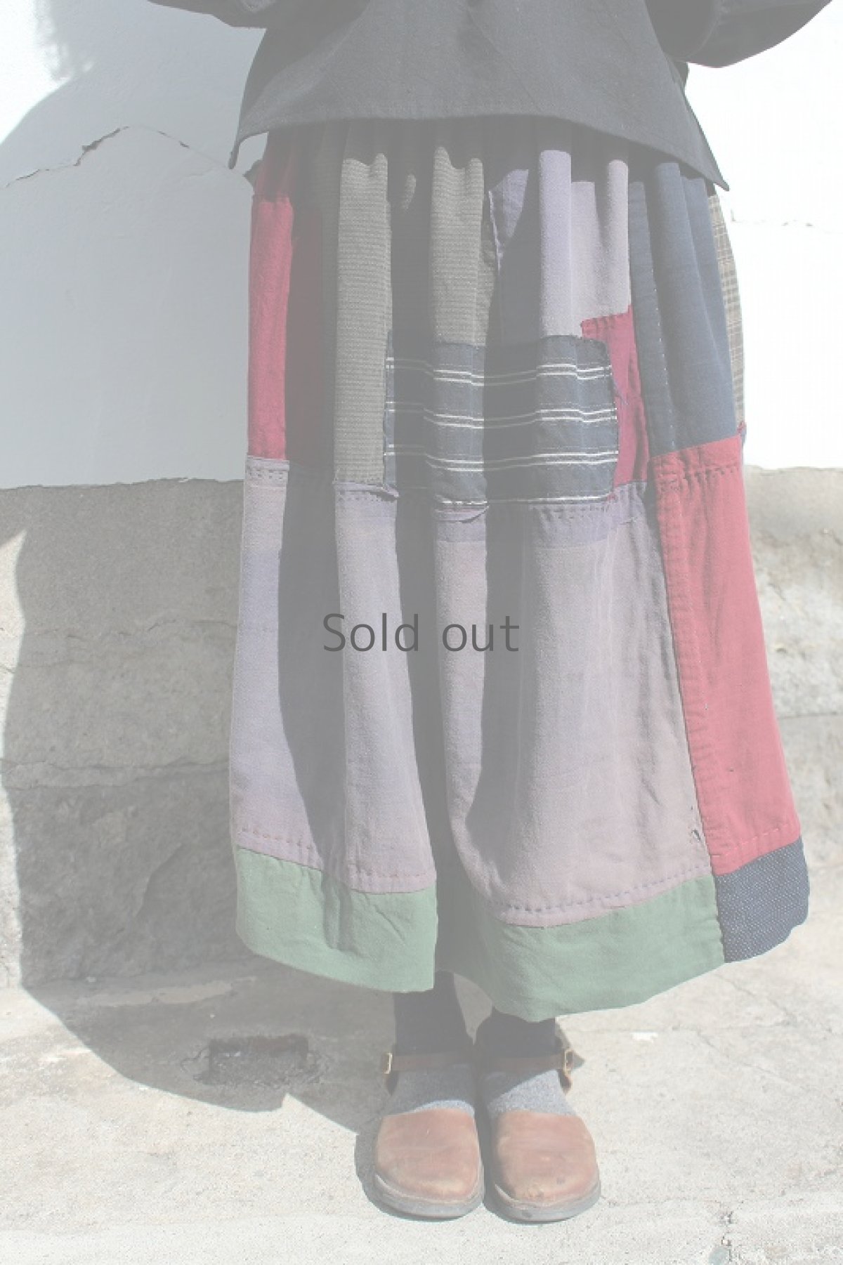 画像1: 【ササキチホ】農婦シリーズ　つぎはぎ古布　リバーシブルスカート（あずき色や紺やストライプ） (1)