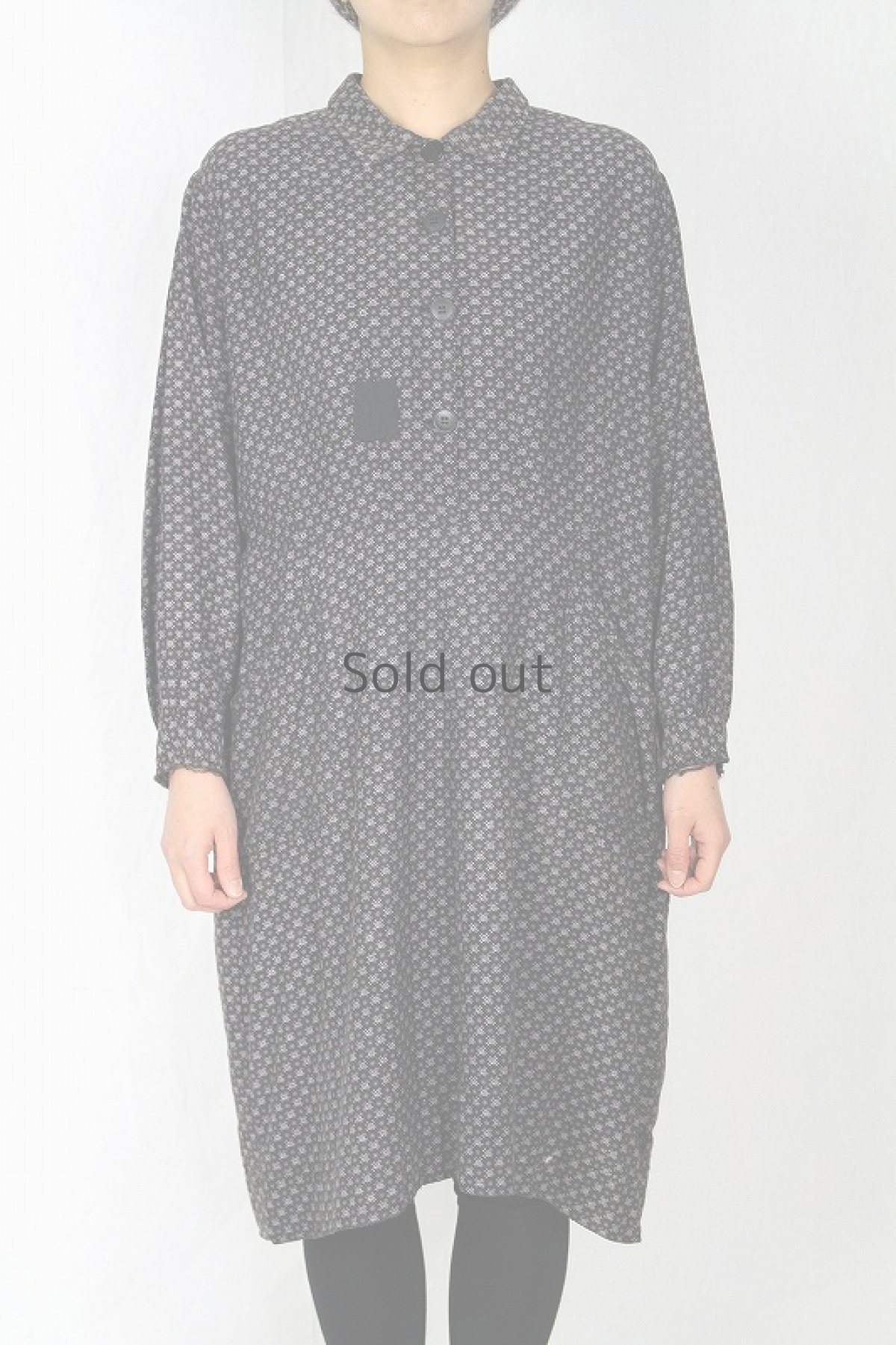 画像2: 【フランス】２０世紀初頭のブラックワークドレス（花柄） (2)