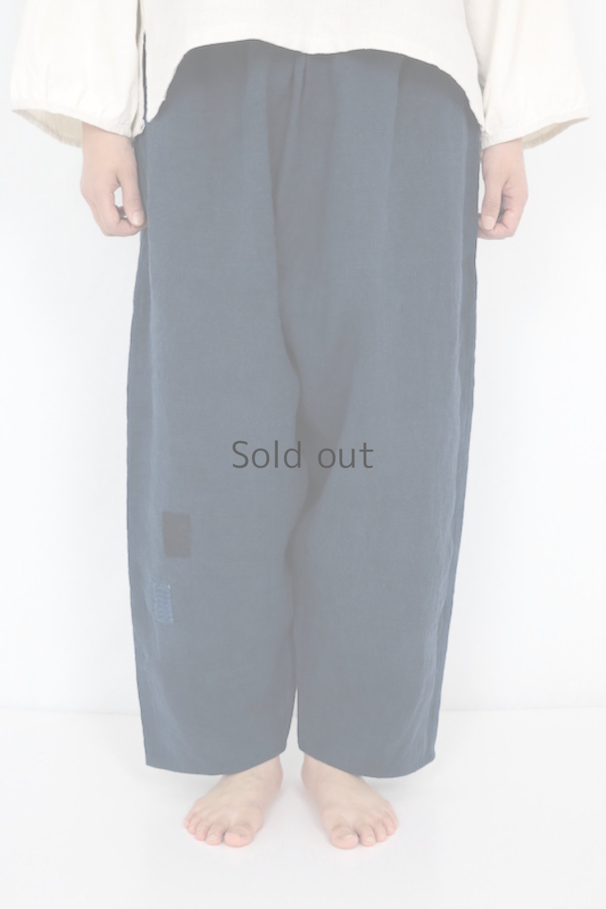 画像2: 【ササキチホ】アンティークリネン×染　マチ付きもんぺ（青藍色） (2)