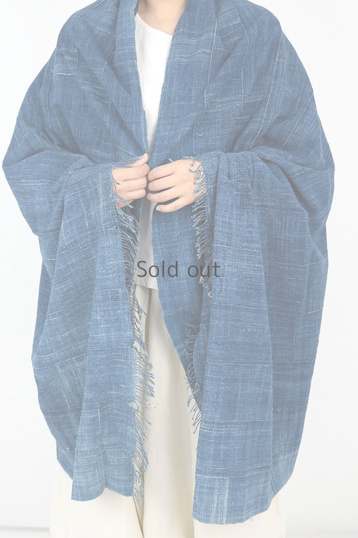 画像3: 【西アフリカ】手織り藍染めの綿（大判）（中間藍） (3)