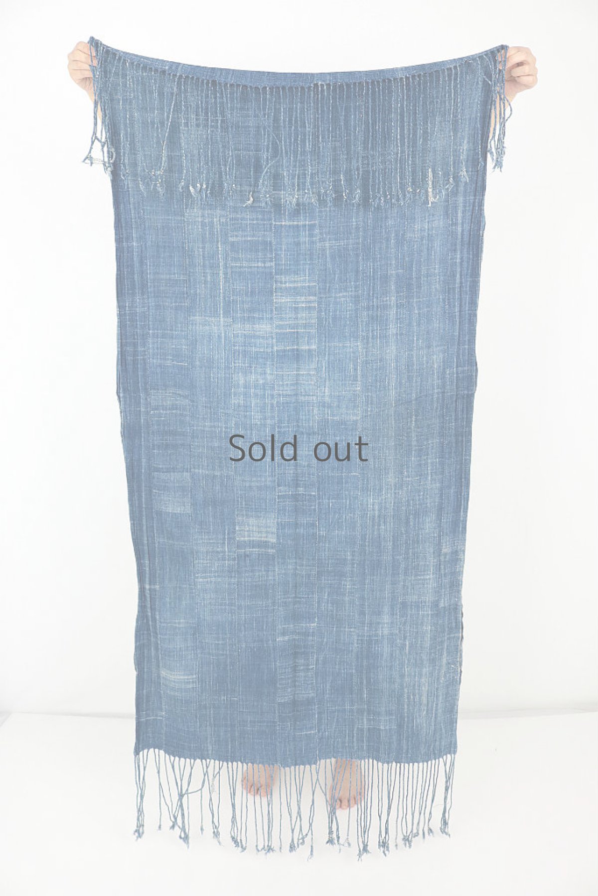 画像3: 【西アフリカ】手織り藍染めの綿（ストール）（中間藍） (3)