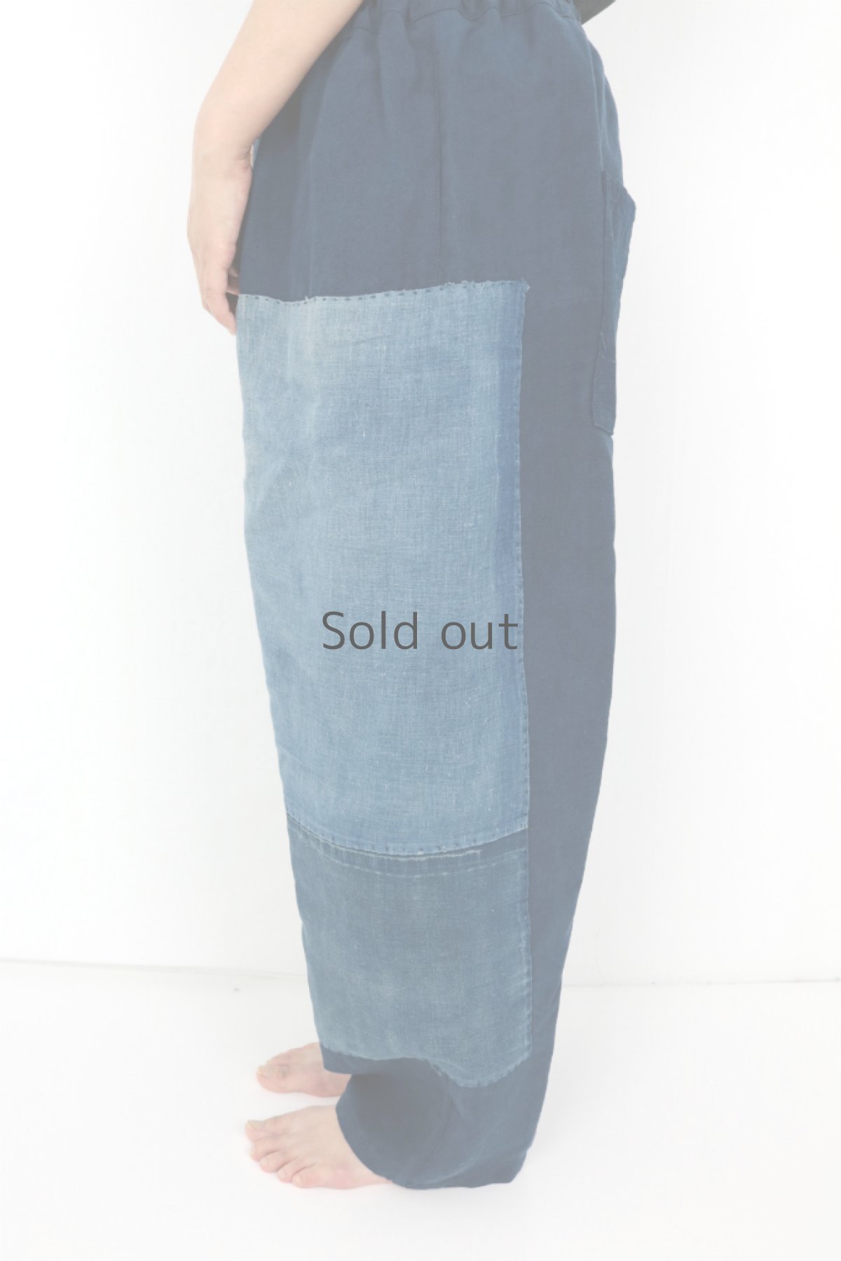 画像3: 【ササキチホ】アンティークリネン×古布×染め パッチワーク 少し太めのもんぺ(青藍色) (3)