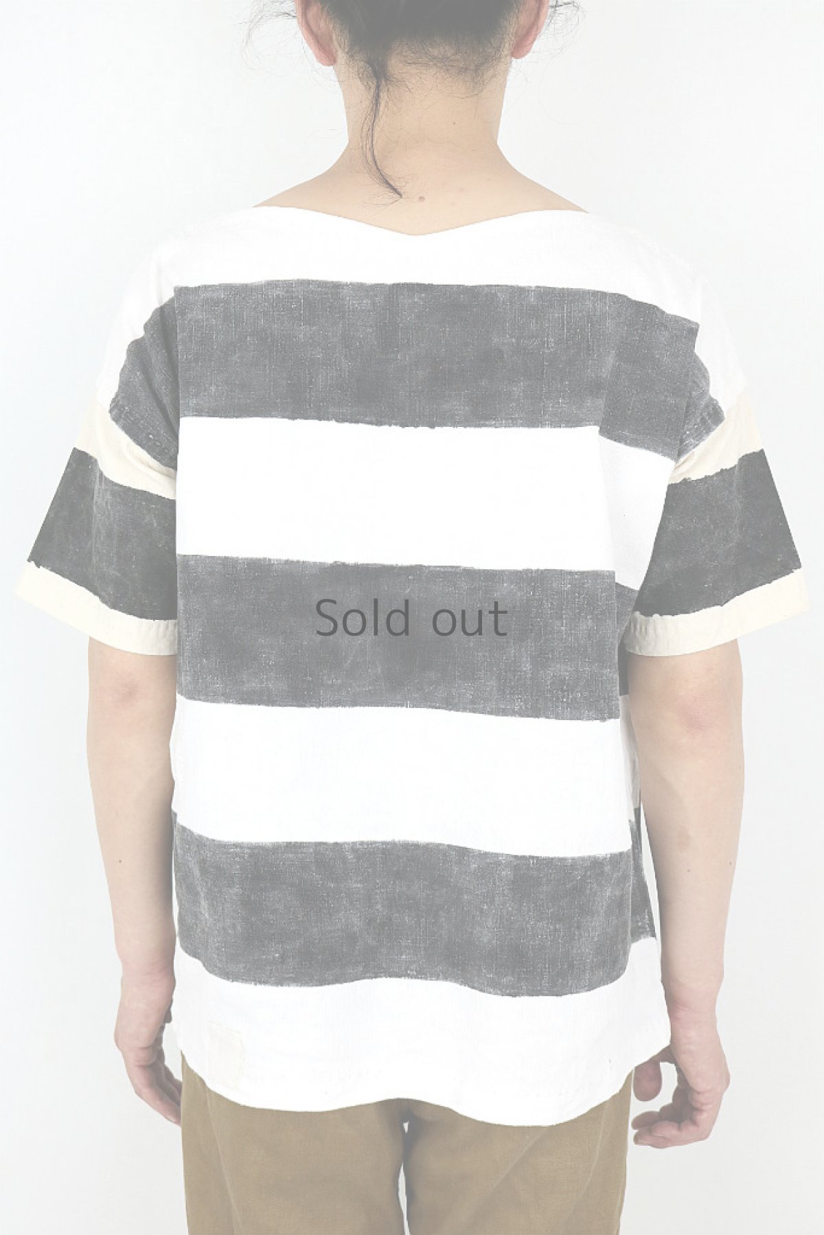 画像4: 【MITSUGU SASAKI】アンティークリネン×ハンドペイント　プリズナースモック（白と生成り・黒ボーダー・白ステッチ） (4)