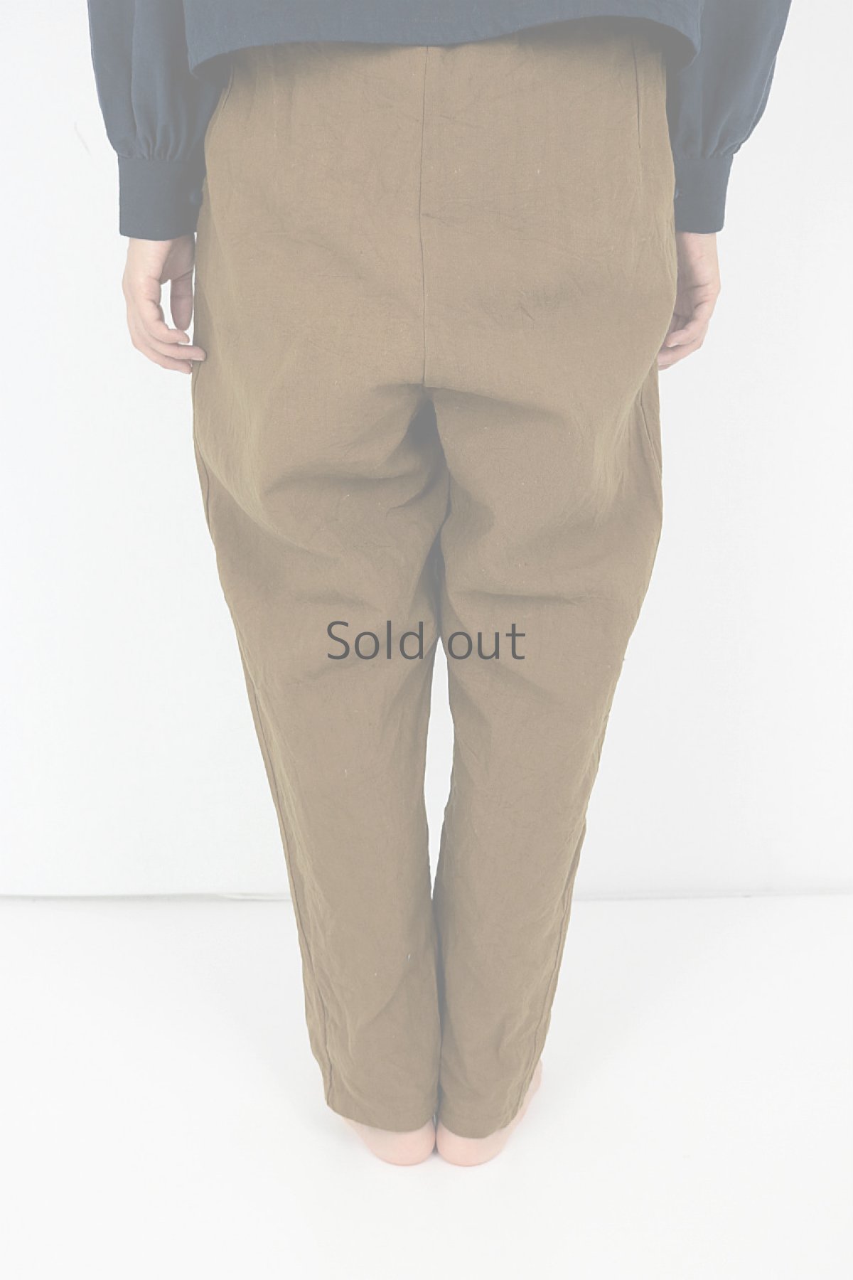 画像4: 【ササキチホ】アンティークリネン×染め　シンプルテーパードパンツ（茶色） (4)