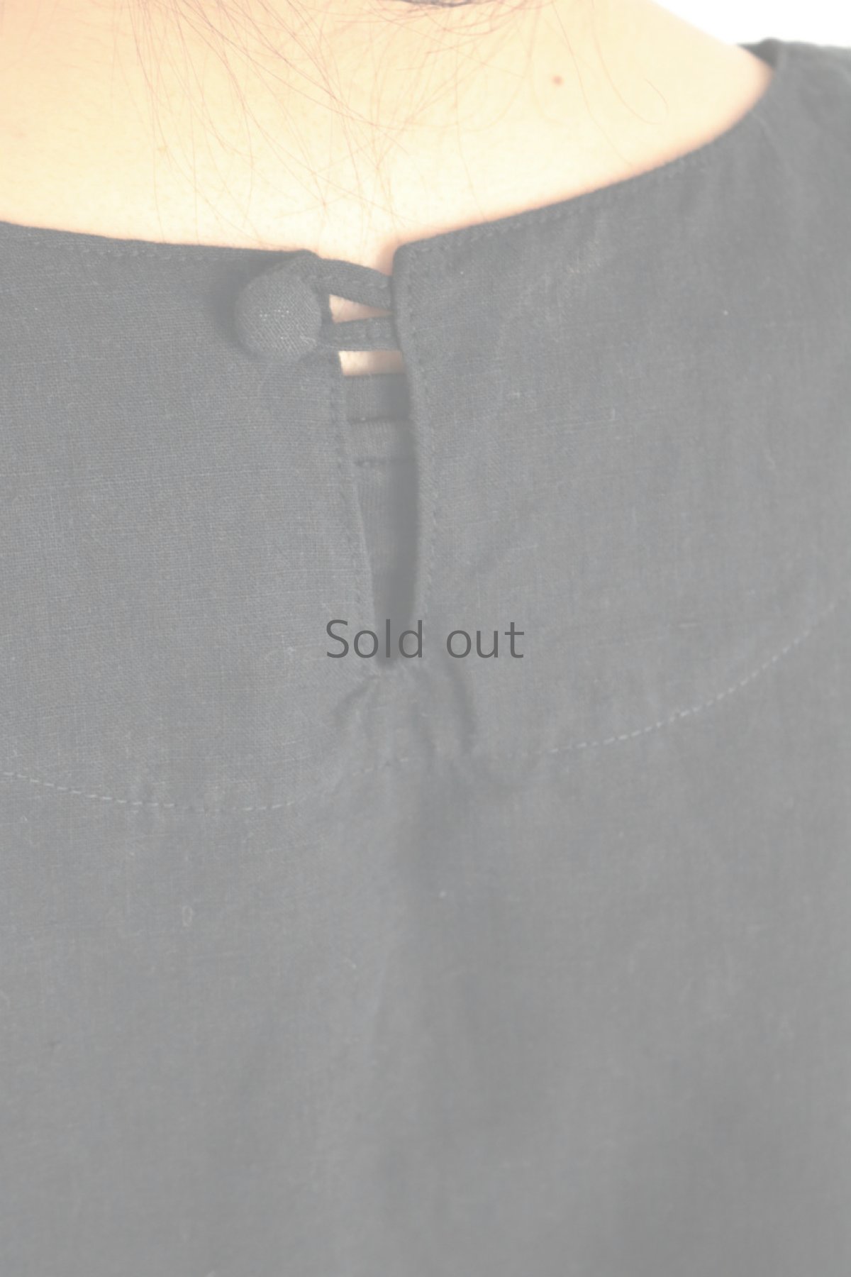 画像9: 【ササキチホ】アンティークリネン×染　プルオーバークラシックブラウス（黒色） (9)