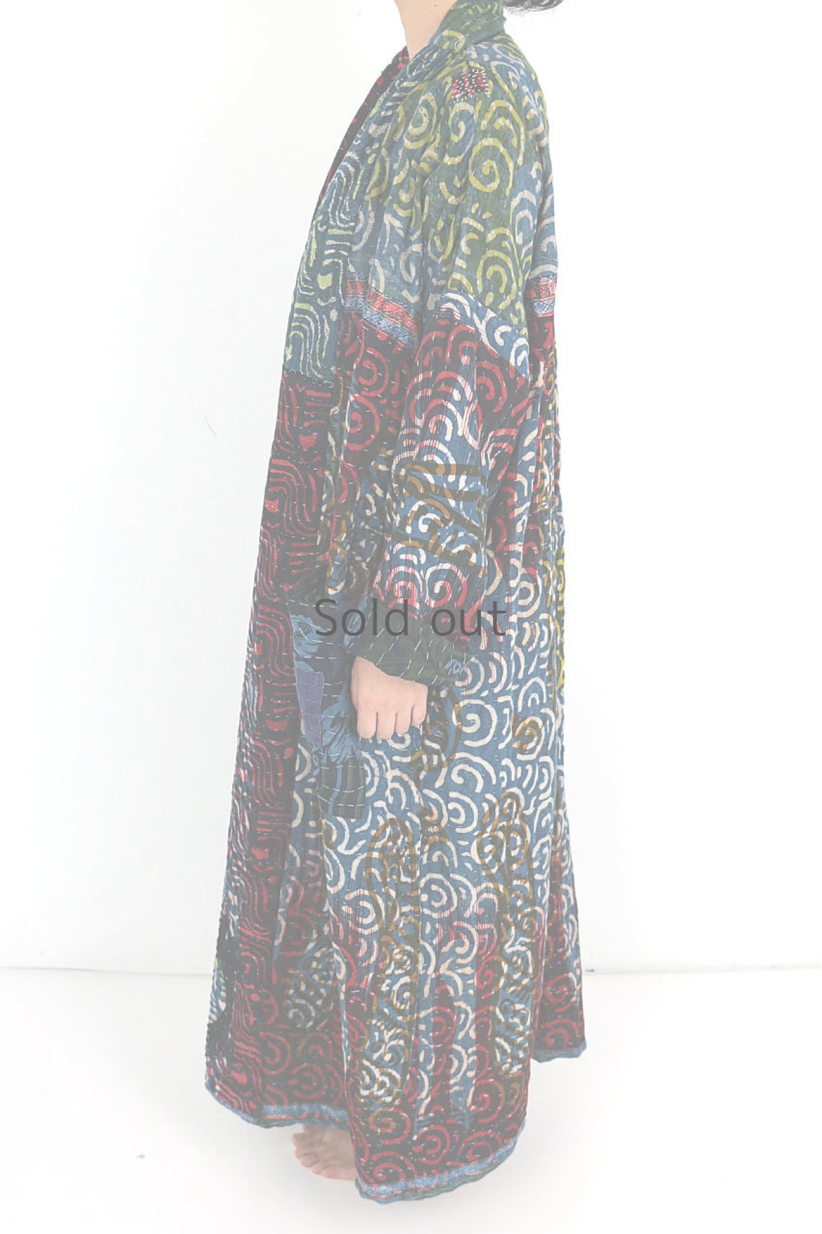 画像3: 【ササキチホ】世界の古布　インドのラリーキルトで作ったロングガウン（リバーシブル） (3)