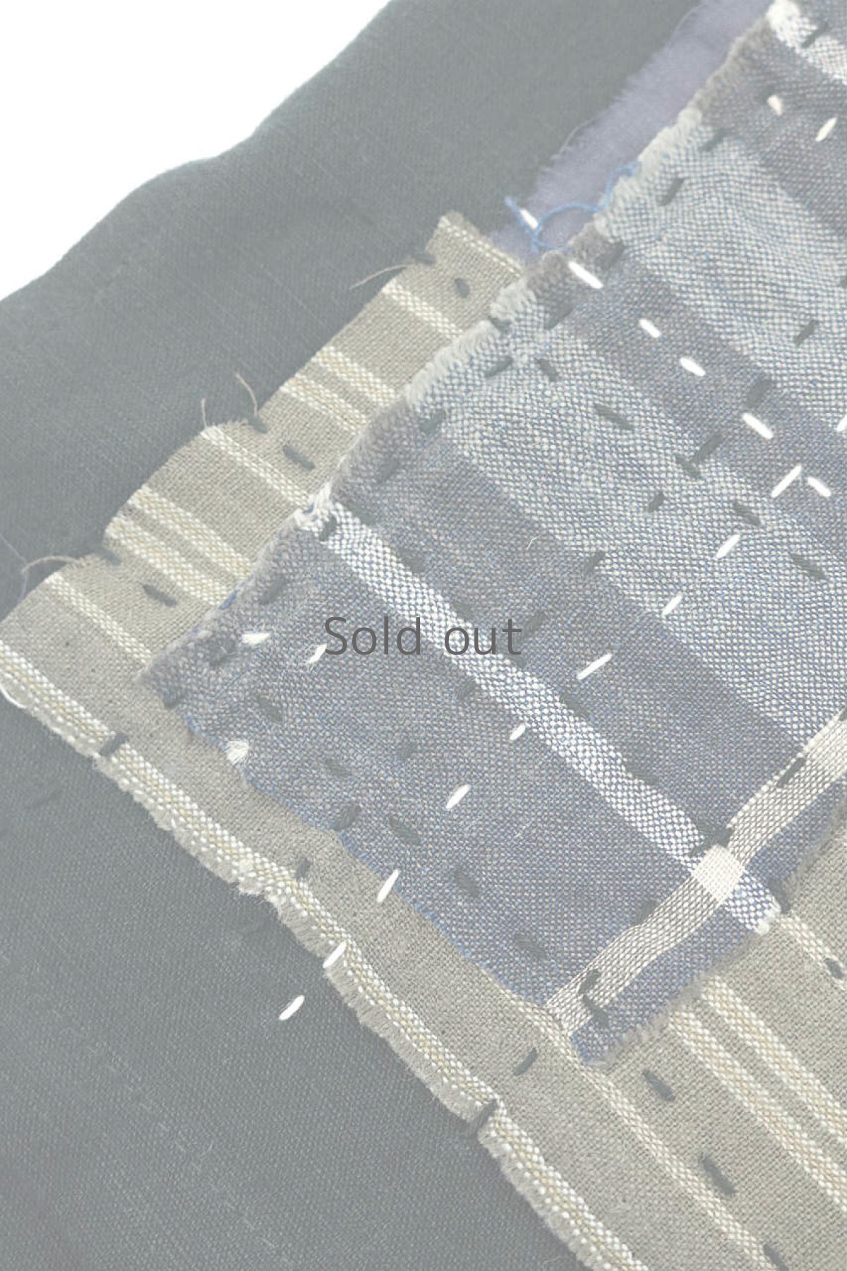 画像4: 【MITSUGU SASAKI】アンティークリネン×古布×染　うわっぱり（黒色） (4)