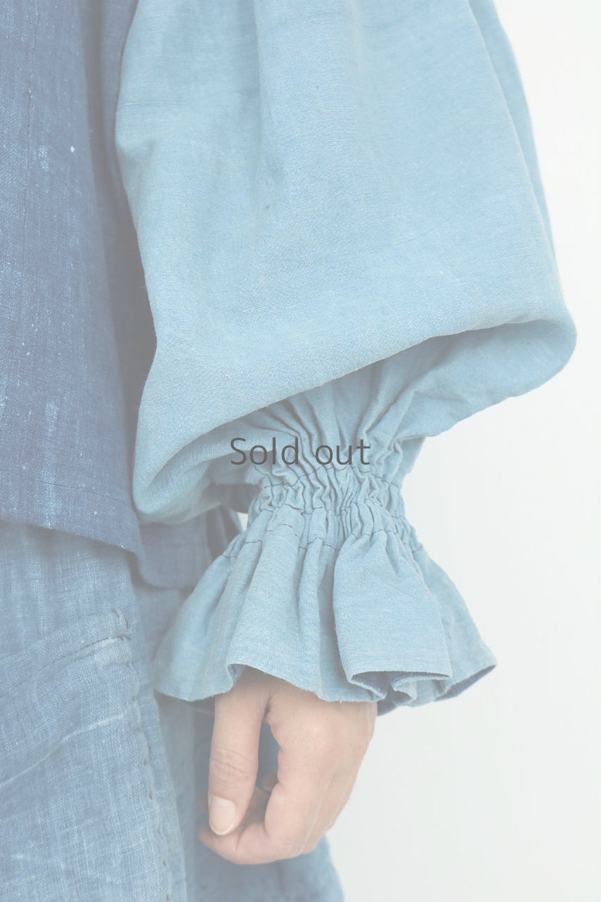 画像7: 【ササキチホ】藍染古布　ひらひらバルーン袖ブラウス (7)