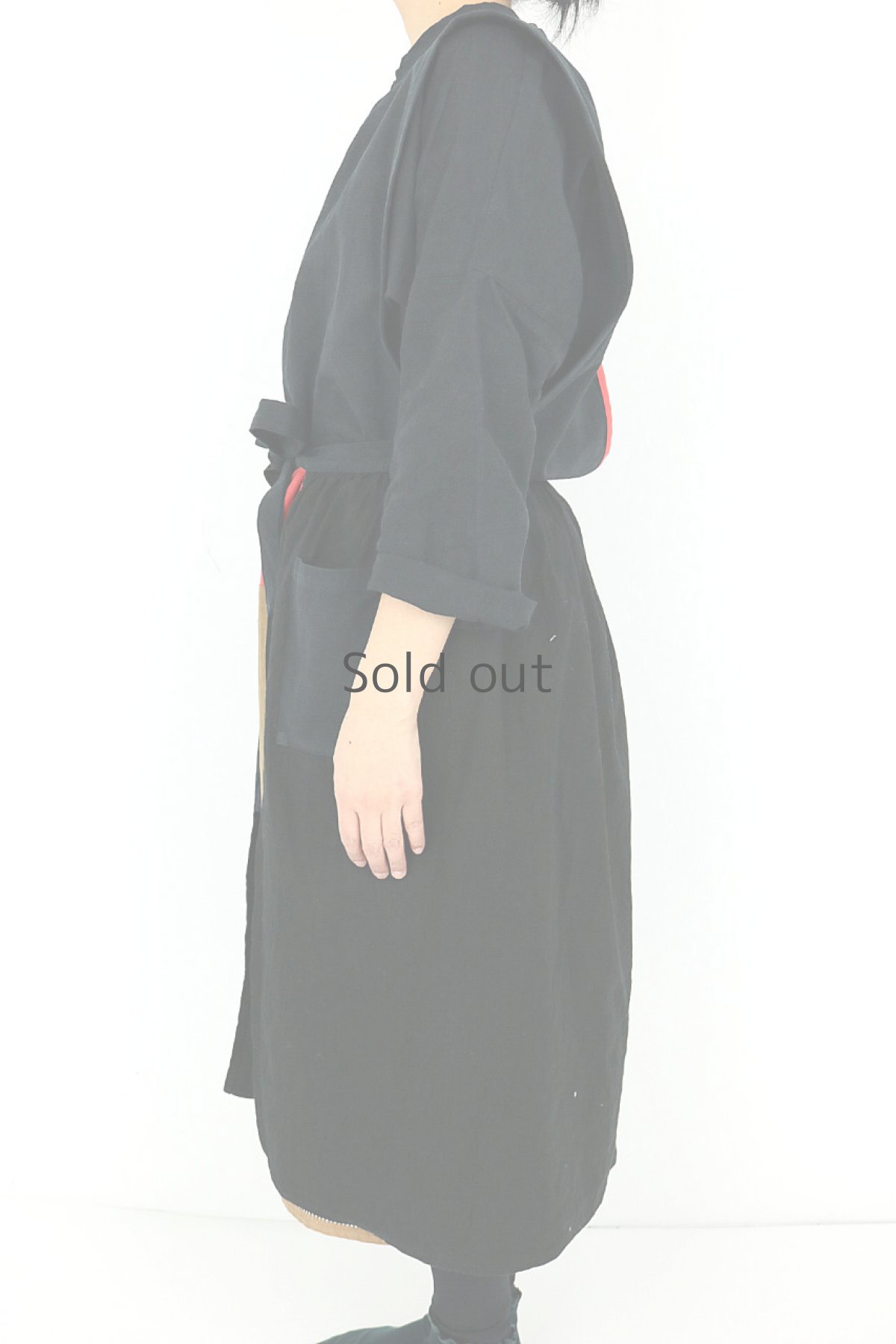 画像5: 【ササキチホ】アンティークリネン×染め　エプロンワンピース（黒と茶） (5)