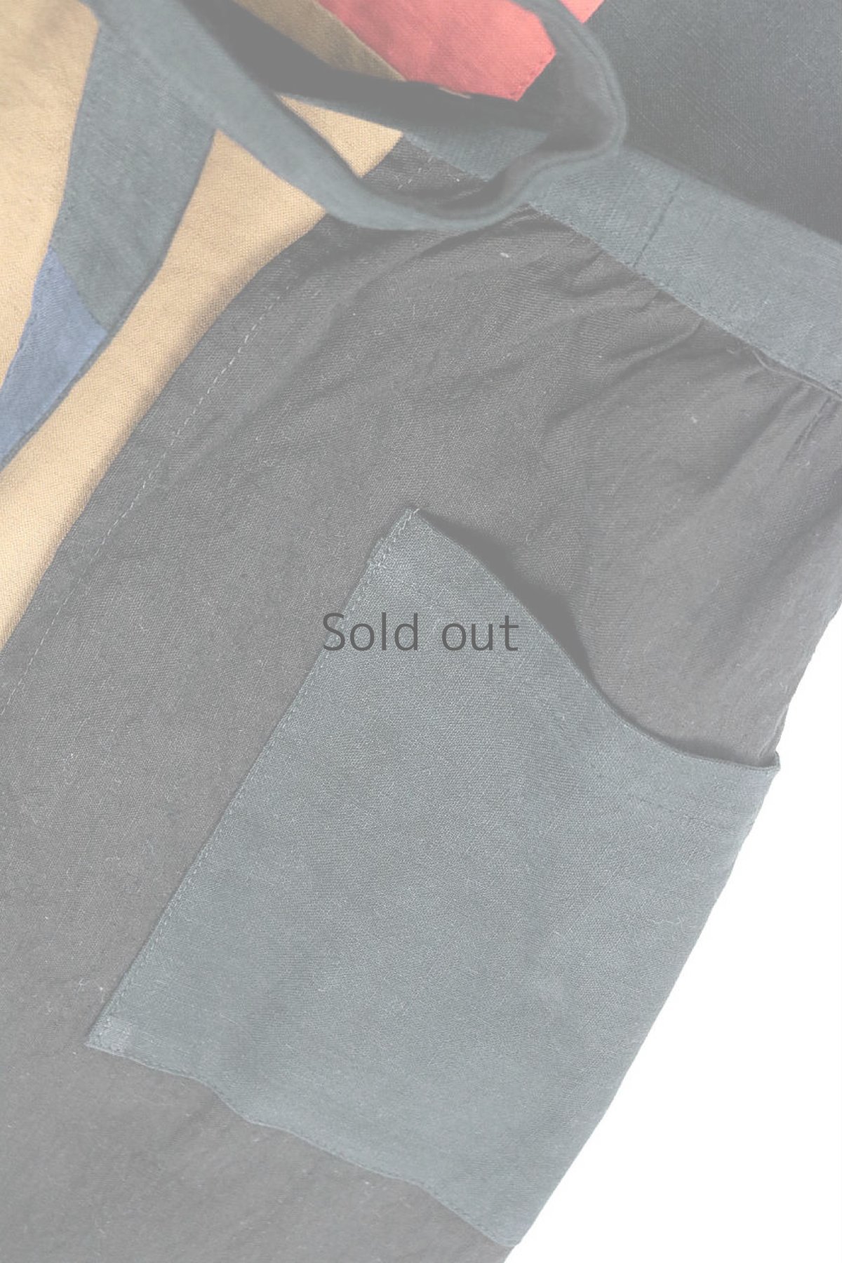 画像13: 【ササキチホ】アンティークリネン×染め　エプロンワンピース（黒と茶） (13)