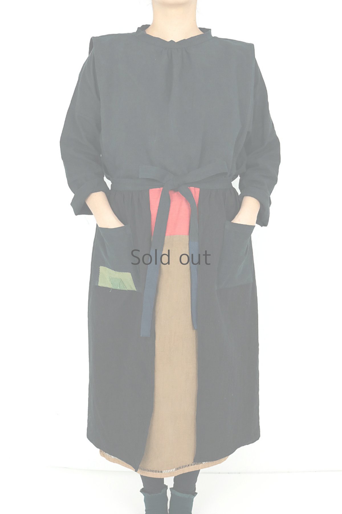 画像3: 【ササキチホ】アンティークリネン×染め　エプロンワンピース（黒と茶） (3)