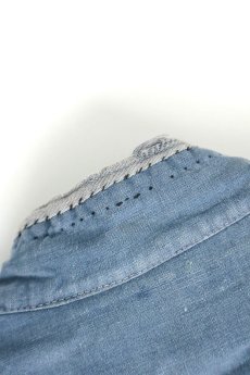 画像16: 【MITSUGU SASAKI】ビンテージリメイク　手縫い修理したプルオーバーロングシャツ (16)