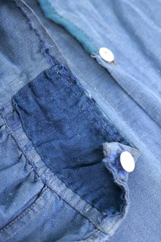 画像11: 【MITSUGU SASAKI】ビンテージリメイク　手縫い修理したプルオーバーロングシャツ (11)