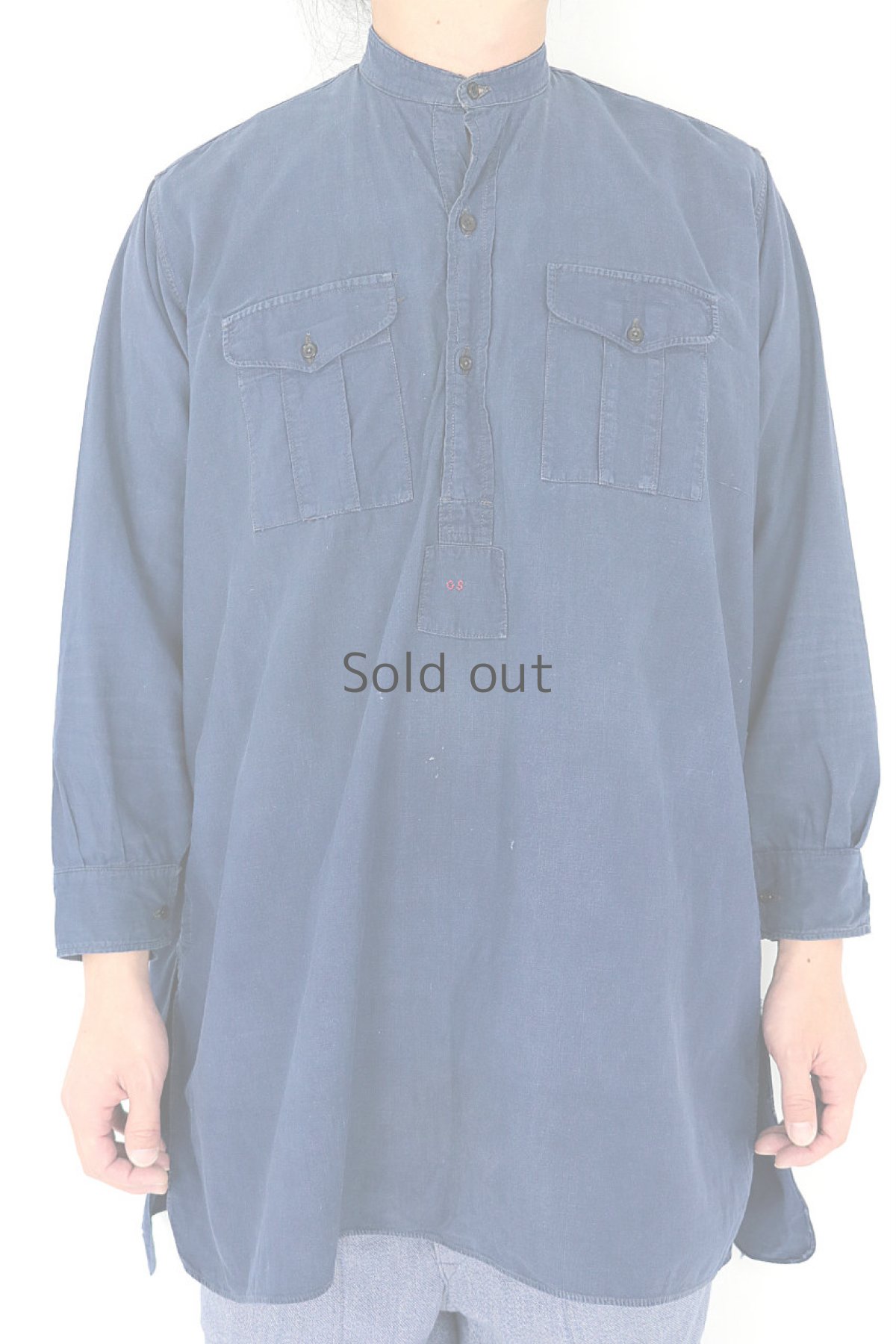 画像3: 【フランス】1940年代ブルーコットンプルオーバーロングシャツ(イニシャルGS) (3)