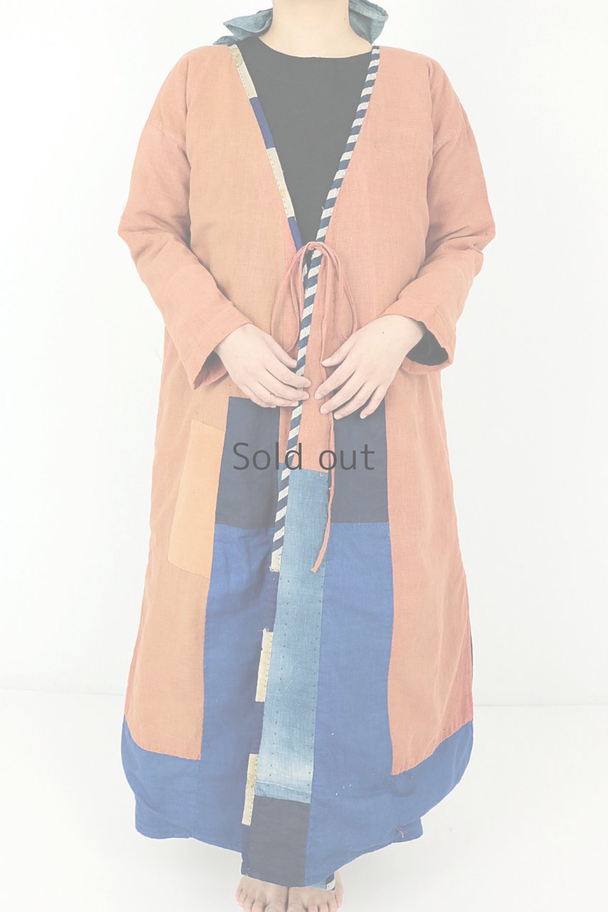 画像3: 【ササキチホ】古布　狩人風ロングコート（朱色/背守り） (3)