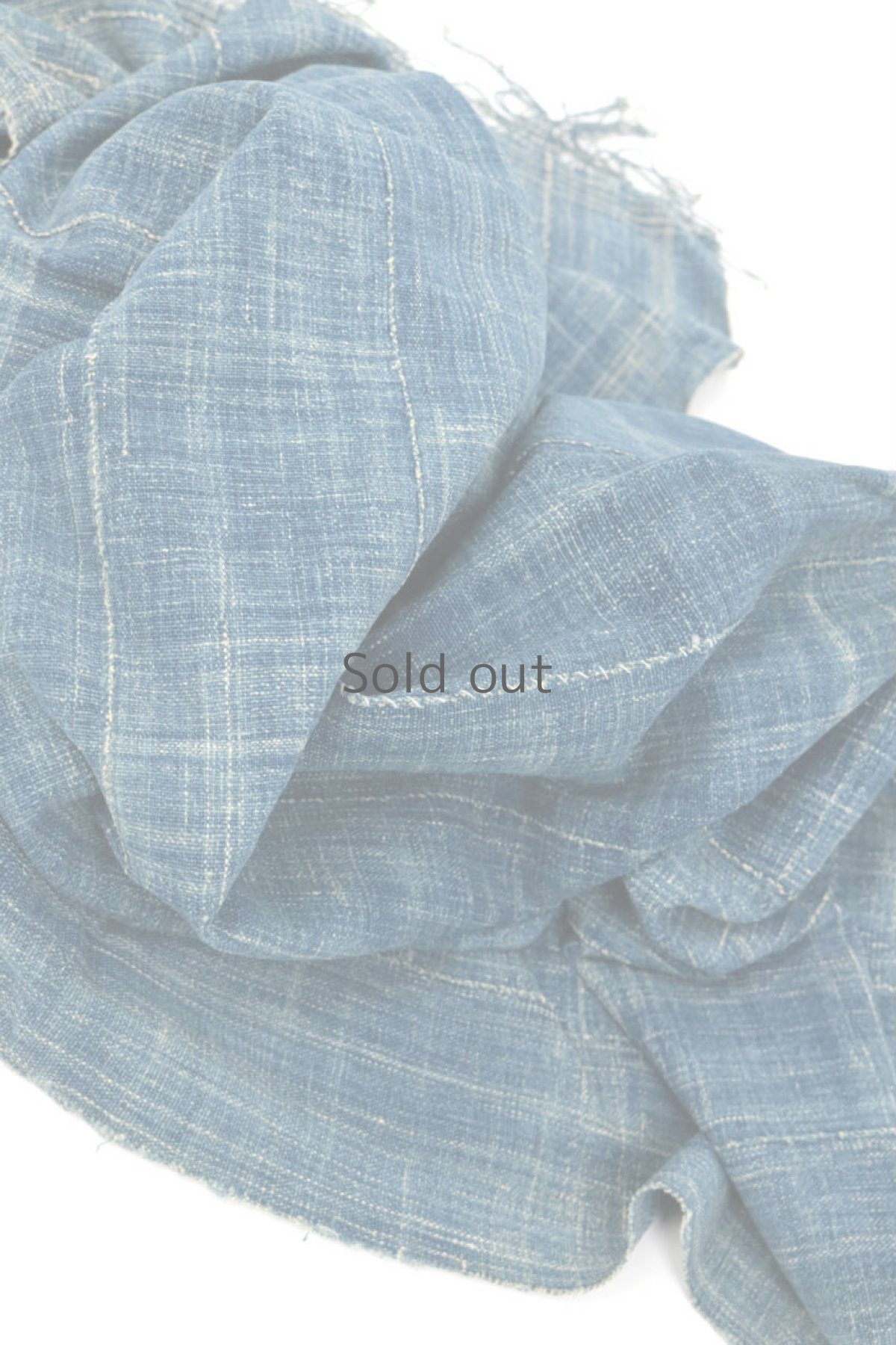 画像8: 【西アフリカ】手織り藍染め綿　大判ショール（中間藍色） (8)