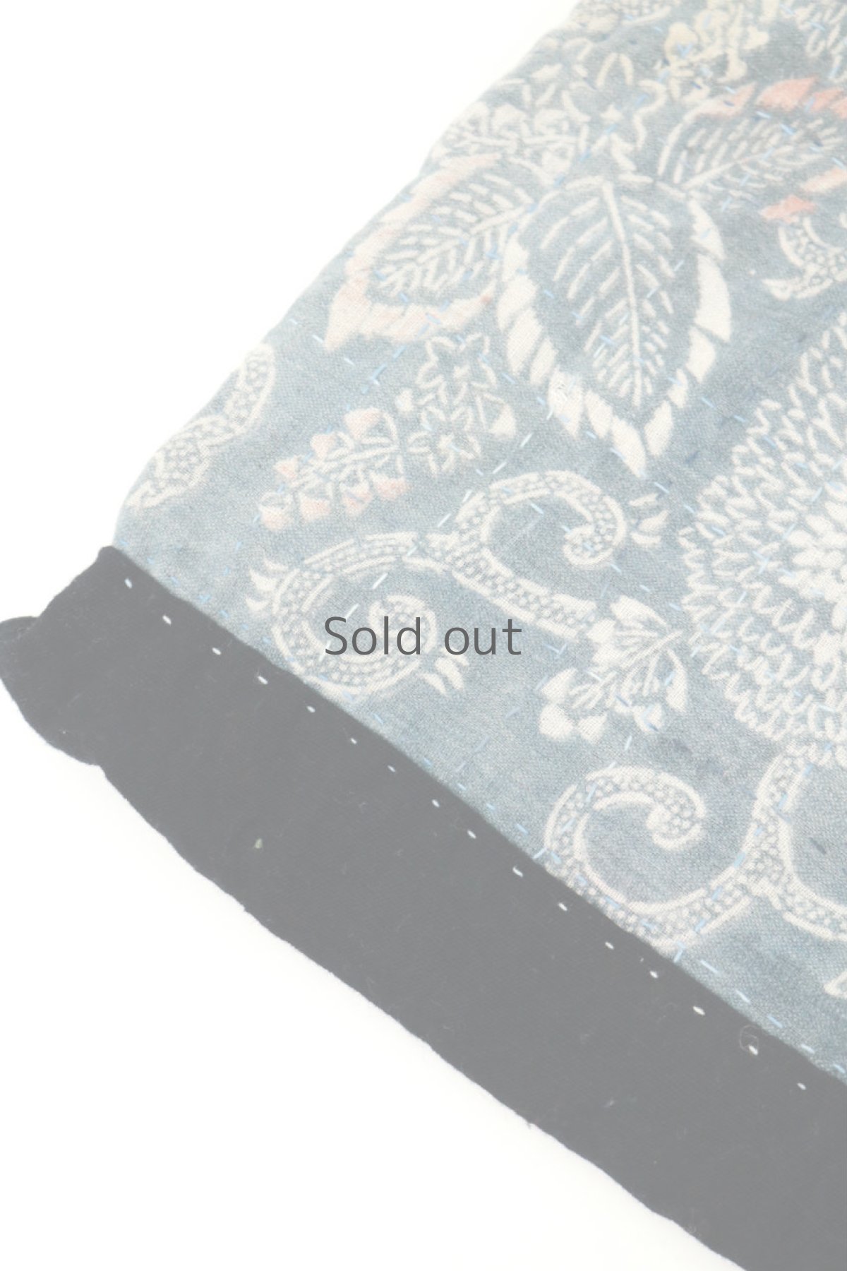 画像5: 【桃雪】古布　どんまいテサゲ（羊羽さんの手染め糸/朱入型染め/リバーシブル） (5)