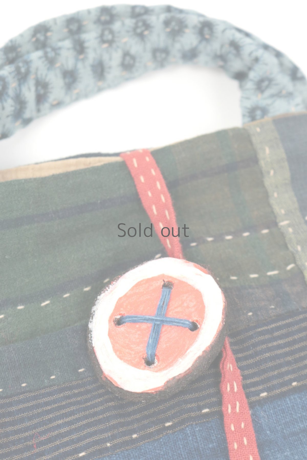 画像5: 【桃雪】古布　家出バッグ「シリウスくん」(襤褸/ぺけボタン/羊羽さんの手染め糸/リバーシブル/) (5)