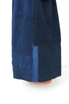 画像9: 【ササキチホ】農婦シリーズ　濃い藍のパッチワークスカート（リバーシブル） (9)