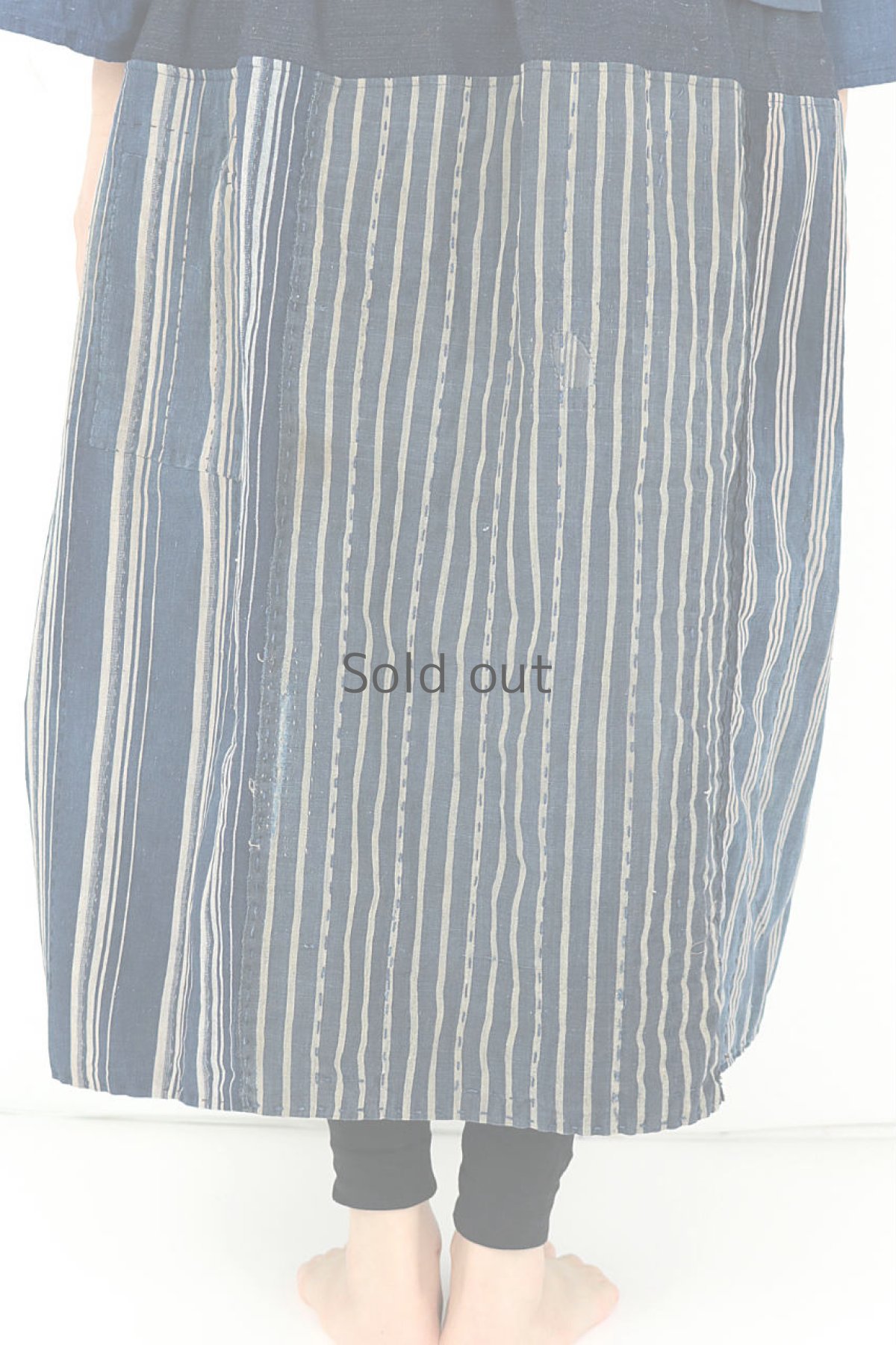 画像4: 【ササキチホ】農婦シリーズ　藍染ストライプのパッチワークスカート (4)