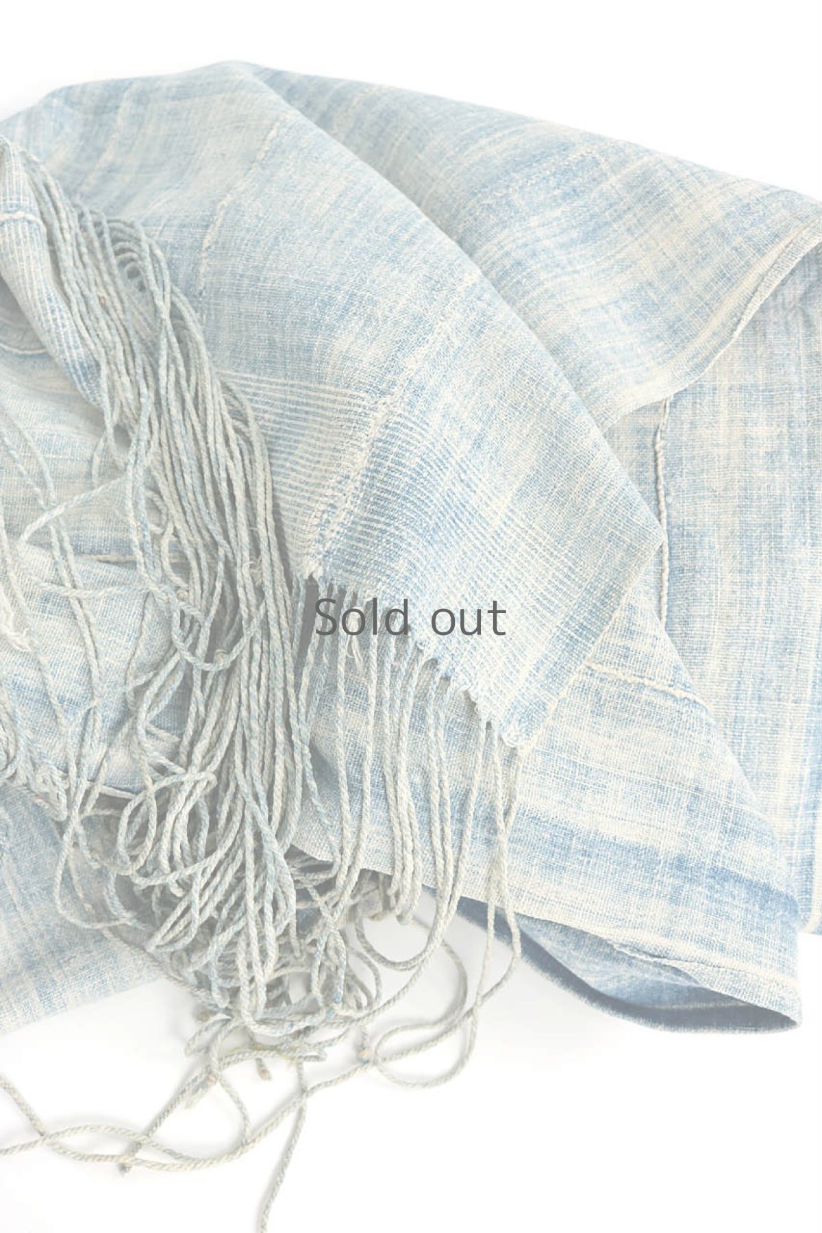 画像8: 【西アフリカ】手織り藍染め綿　ショール（薄い藍色） (8)