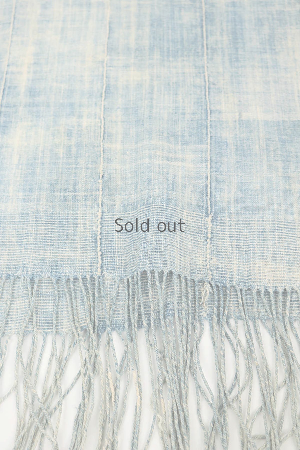 画像3: 【西アフリカ】手織り藍染め綿　ショール（薄い藍色） (3)