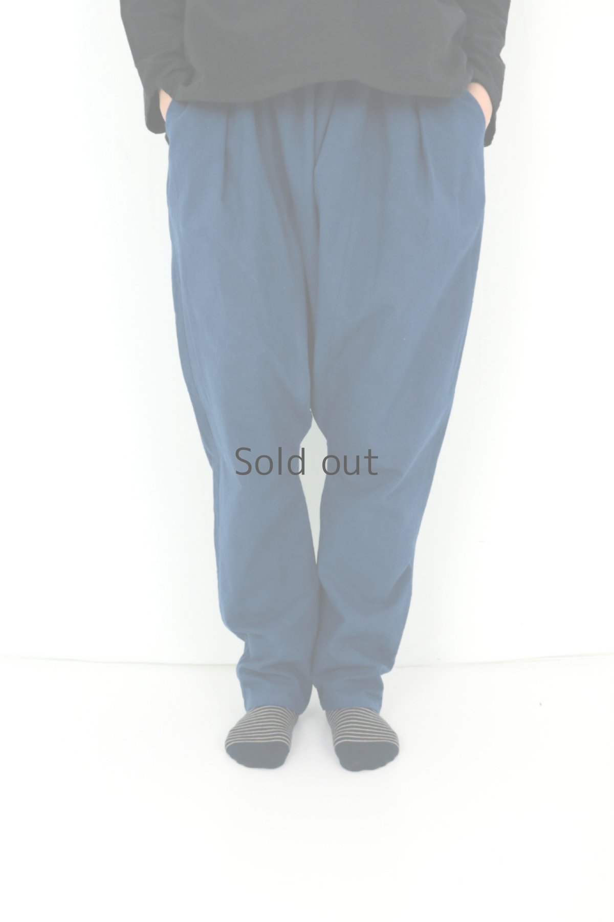 画像2: 【ササキチホ】アンティークリネン×染め　サルエルパンツ（紺） (2)