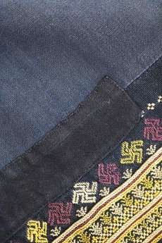 画像13: 【ベトナム】ビンテージ　インディゴコットン　刺繍入りワイドパンツ（赤ザオ族） (13)