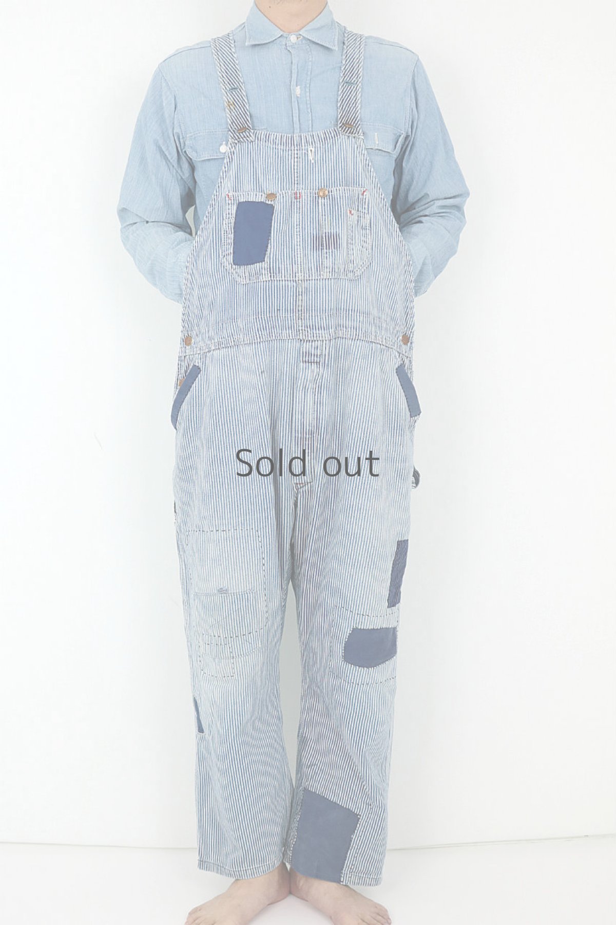 画像2: 【MITSUGU SASAKI】ビンテージリメイク　パッチワーク　ヒッコリーオーバーオール（ROUND HOUSE） (2)