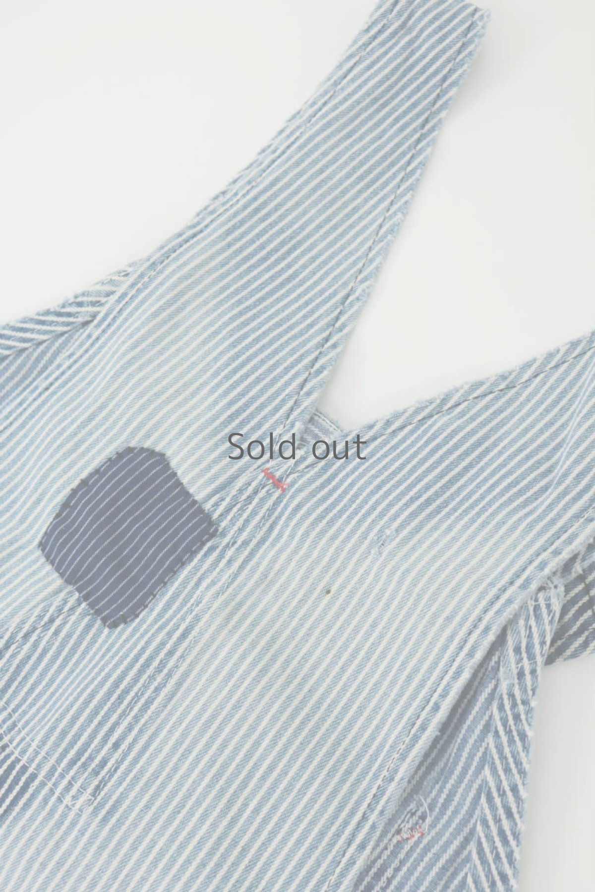 画像13: 【MITSUGU SASAKI】ビンテージリメイク　パッチワーク　ヒッコリーオーバーオール（ROUND HOUSE） (13)