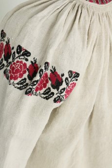画像14: 【ウクライナ】ウクライナリネン刺繍ワンピース（ギャザー/赤と黒のクロスステッチ） (14)