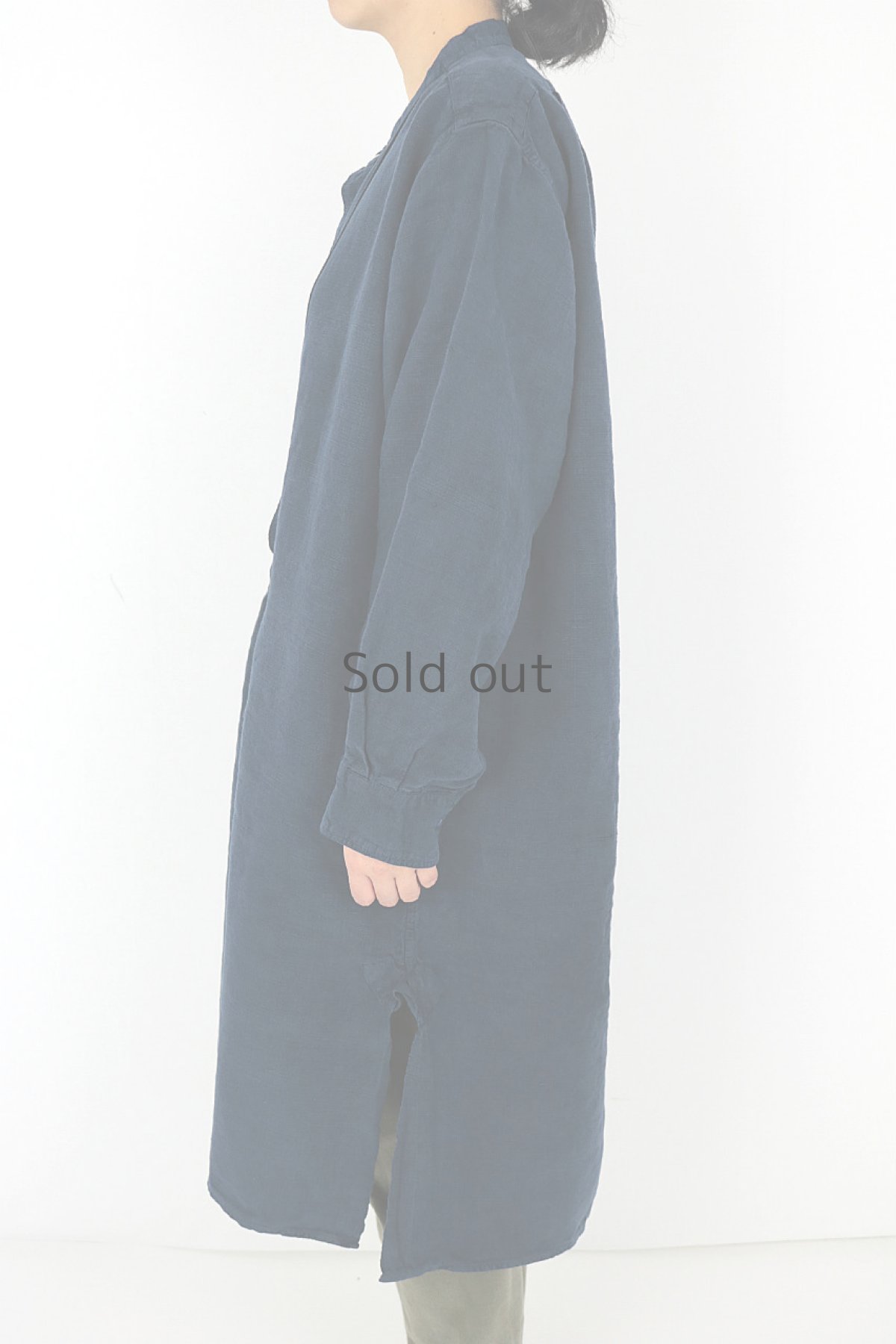 画像3: 【ドイツ】アンティークリネン×染　スモックワンピース（紺色） (3)