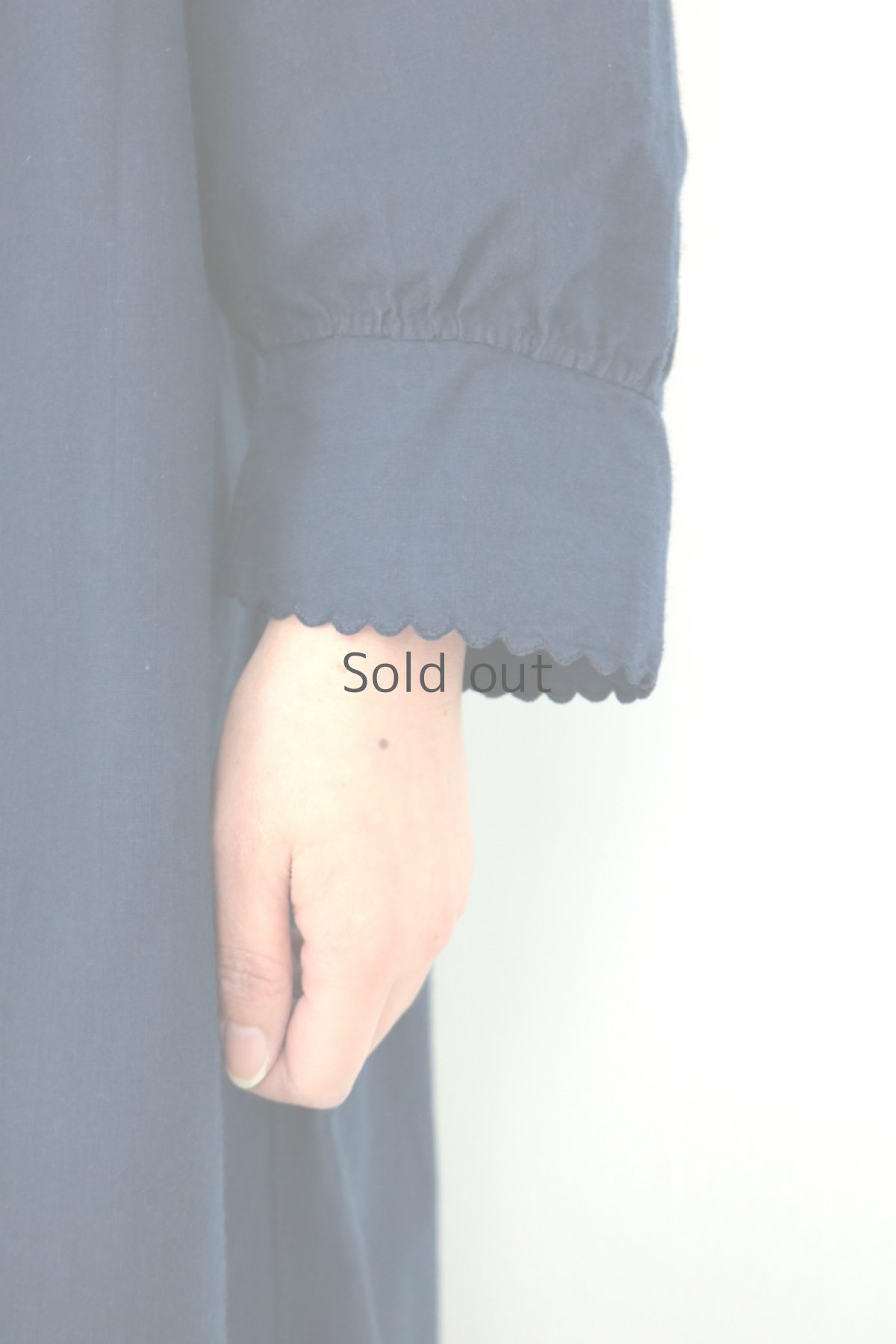 画像7: 【フランス】アンティークコットン×染　長袖ロングワンピース（紺色） (7)